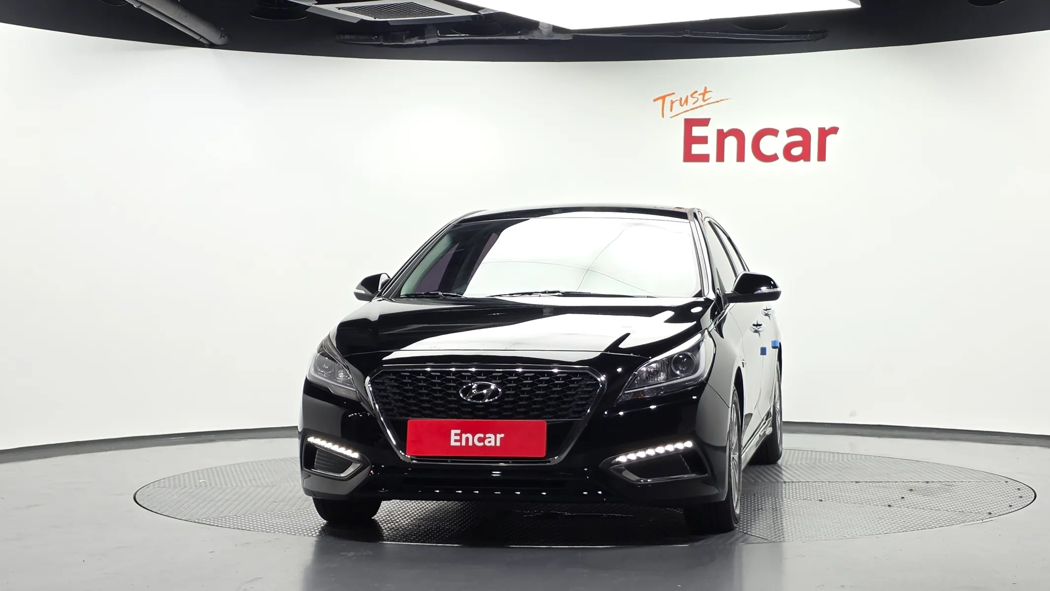 Hyundai LF 2.0 HEV 2015 2/5