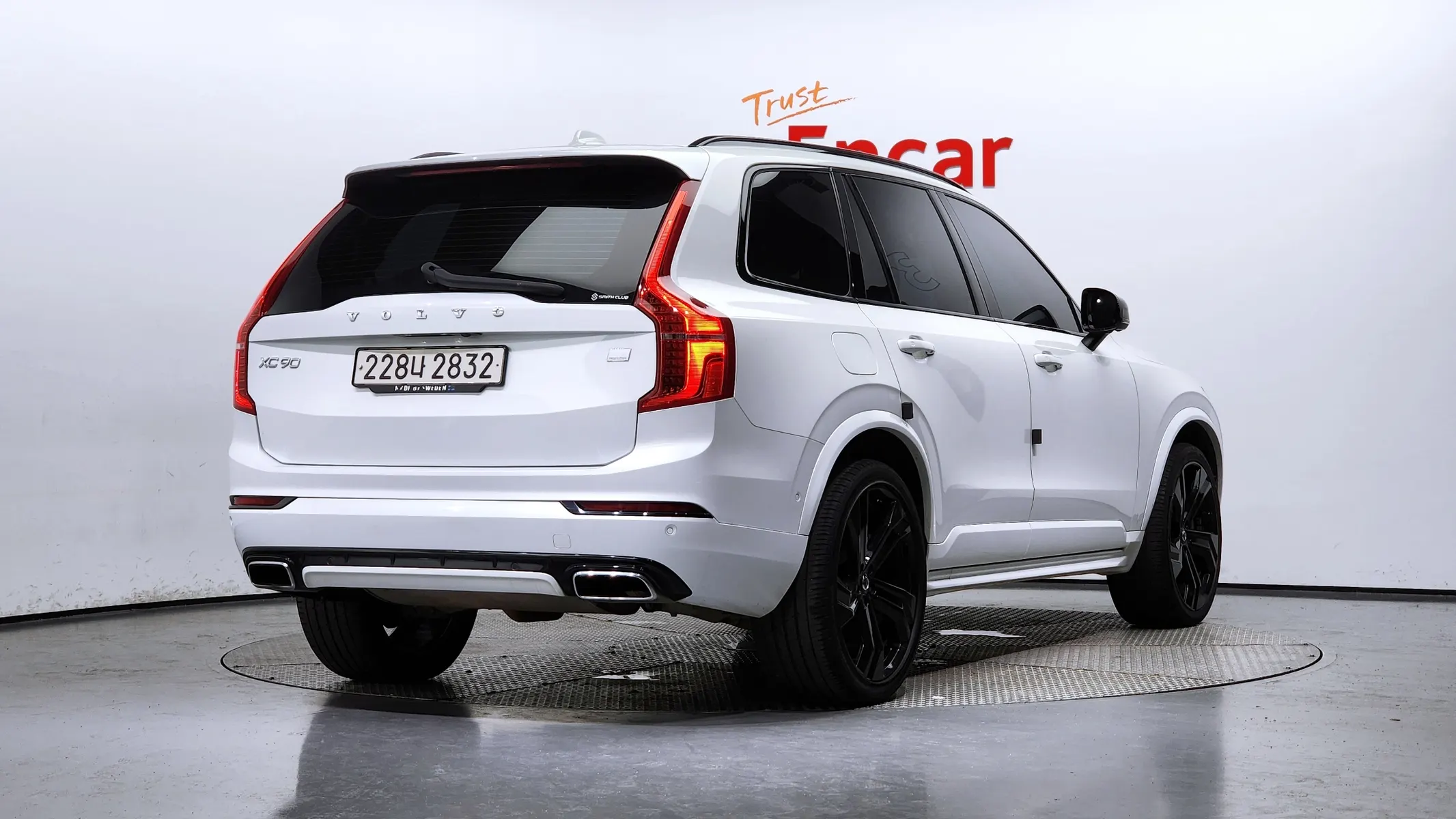 Volvo XC90 2 T8 R- 2021 2/21