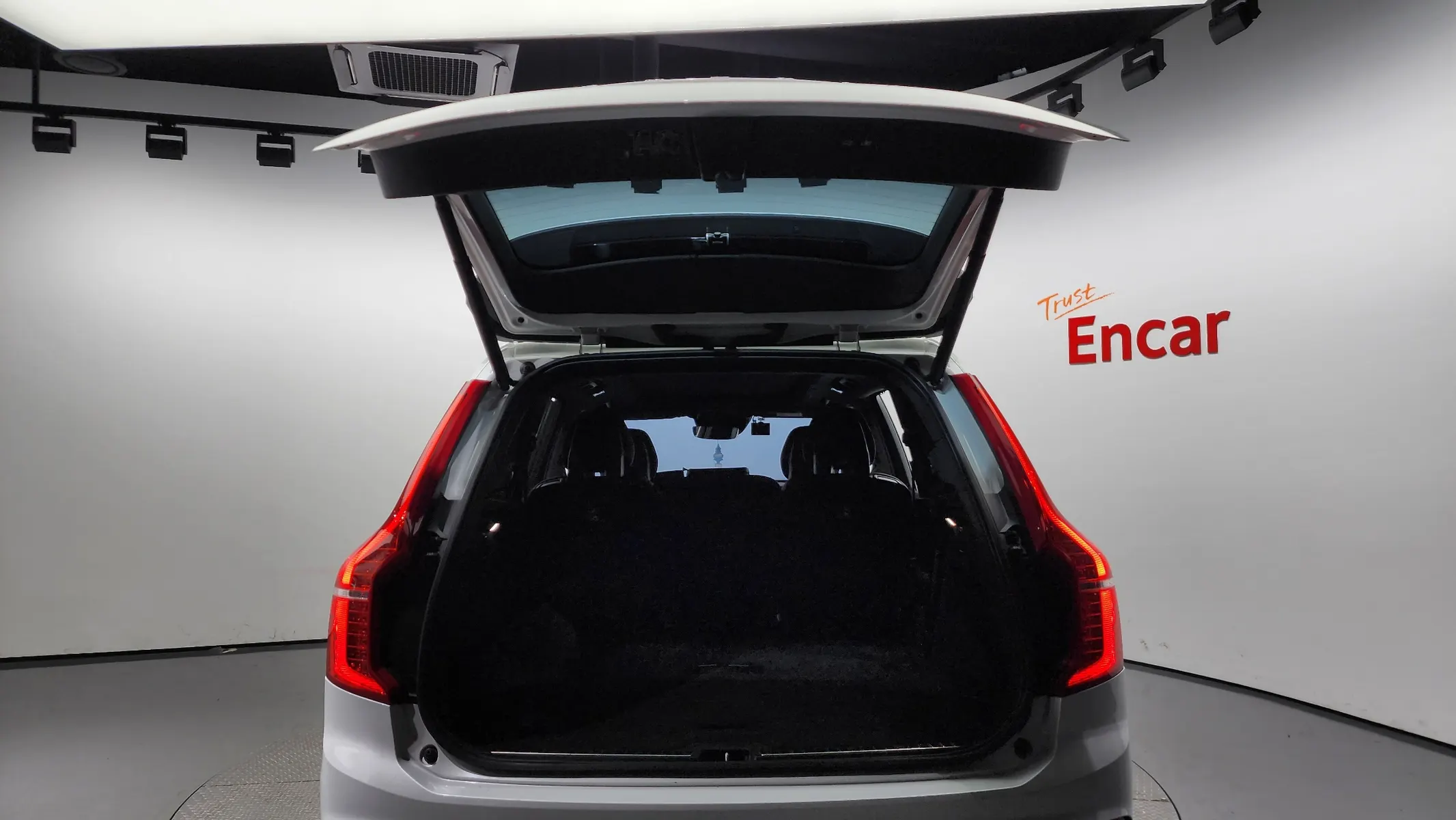Volvo XC90 2 T8 R- 2021 20/21