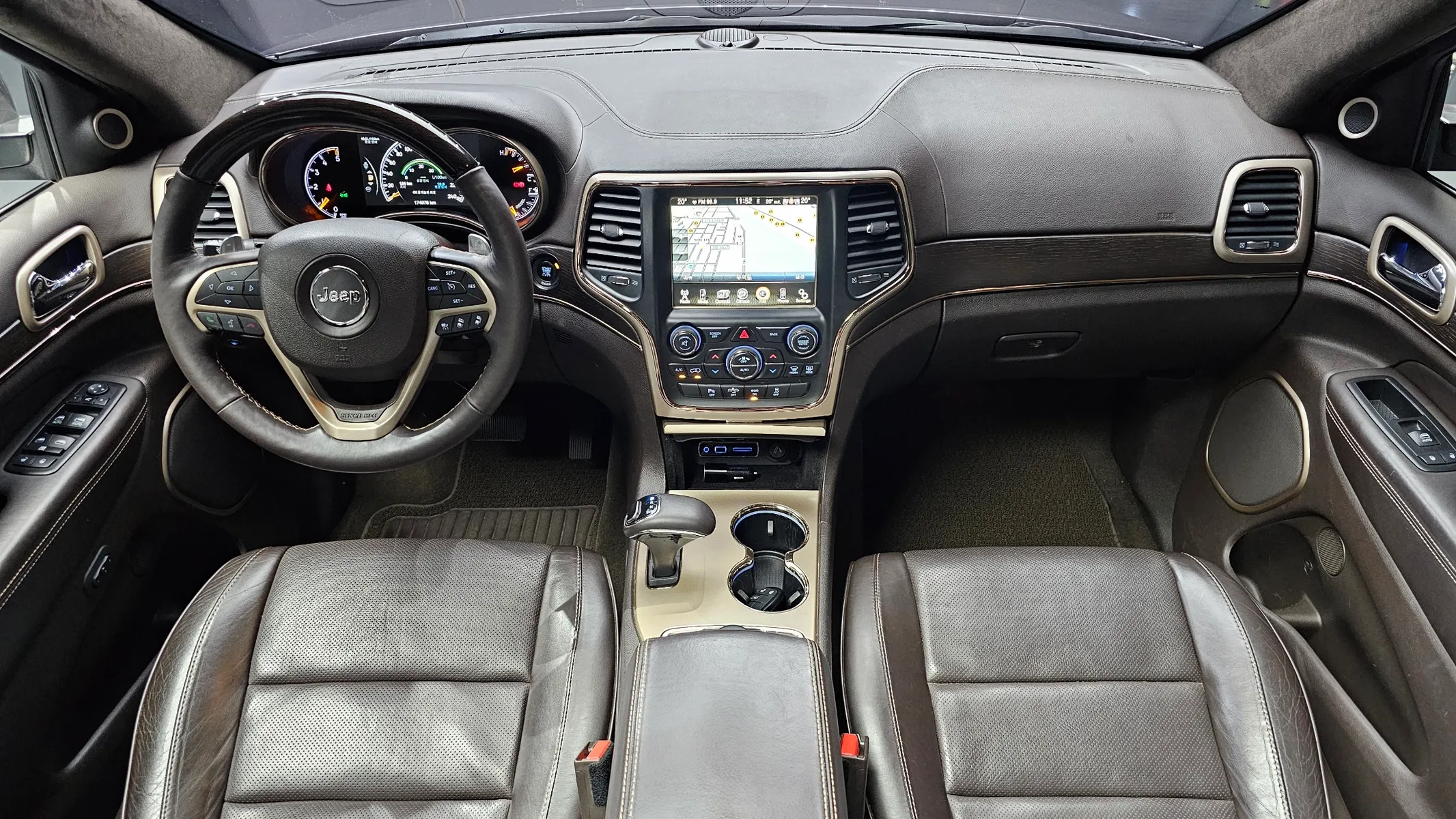 Jeep 그랜드 체로키 3.0 2014 4/5