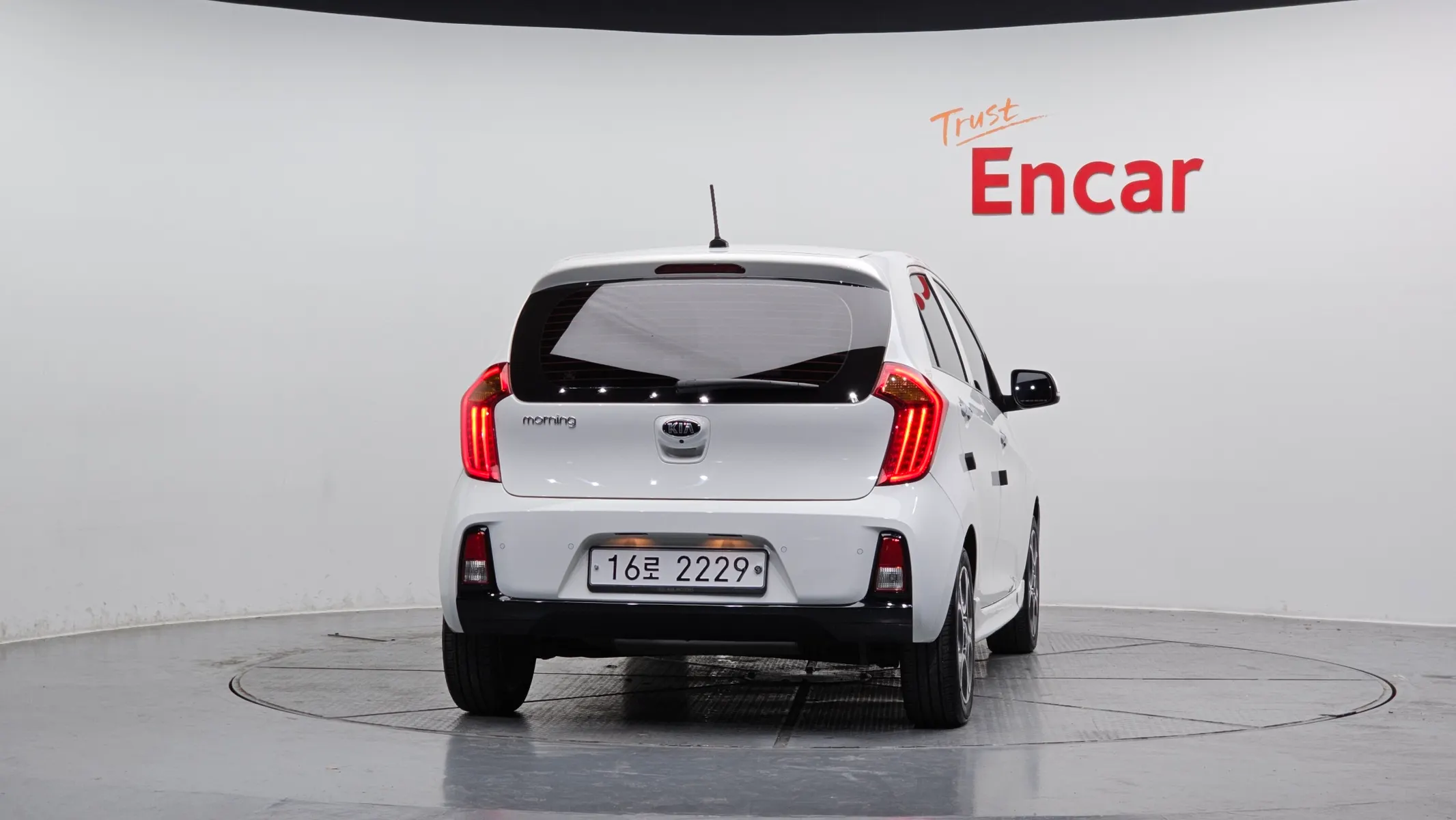 Kia 모닝 2015 3/5