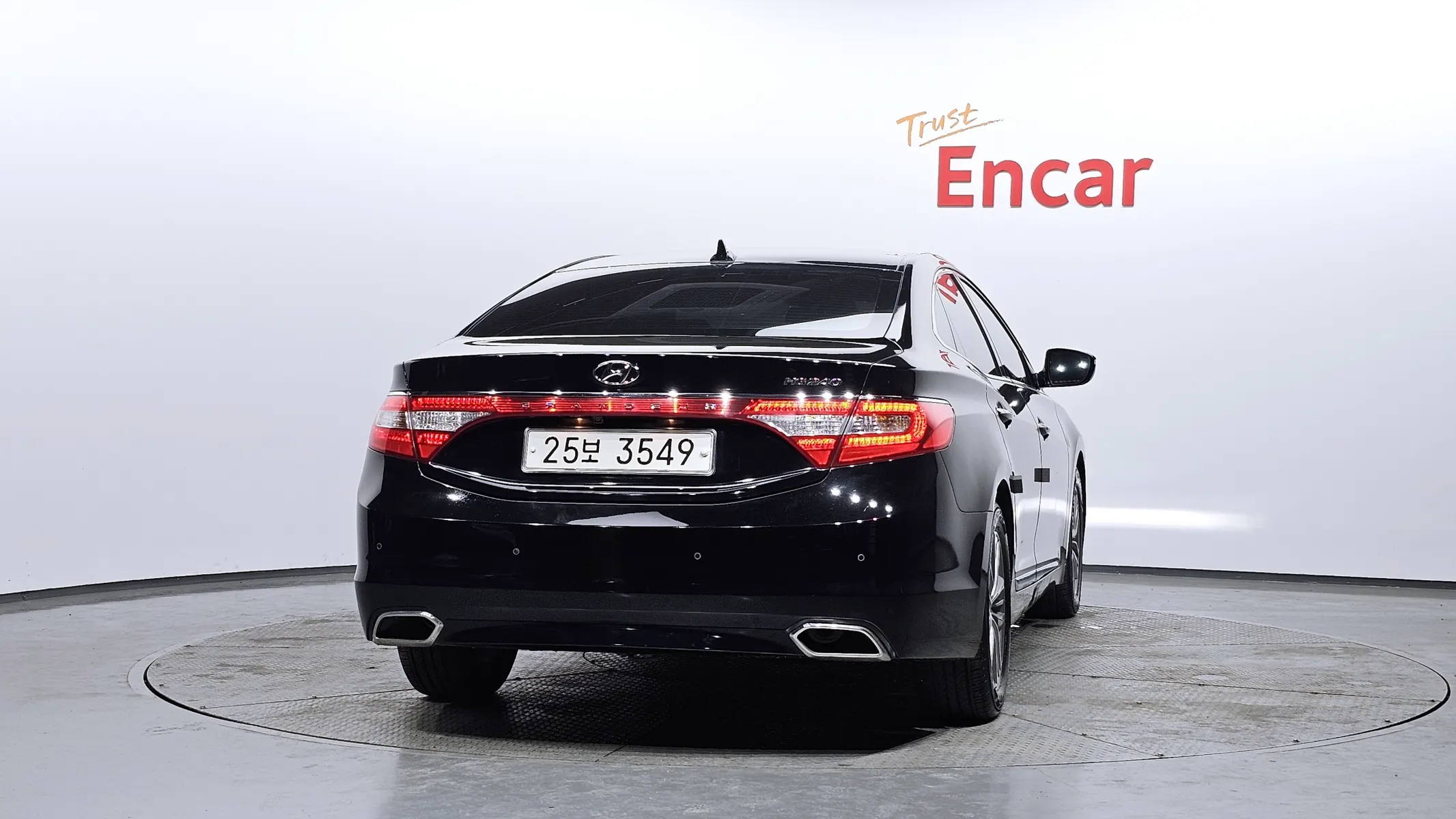 Hyundai Grandeur HG HG240 2014 3/5