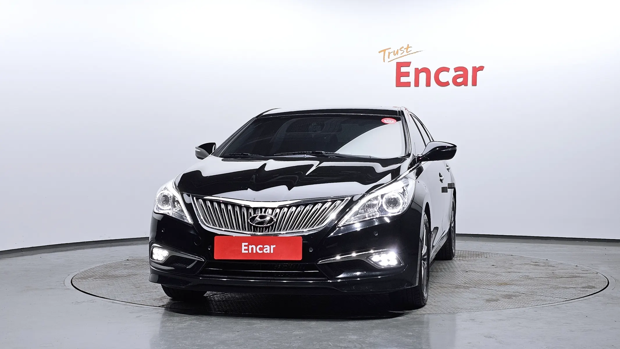 Hyundai Grandeur HG HG240 2014 2/5