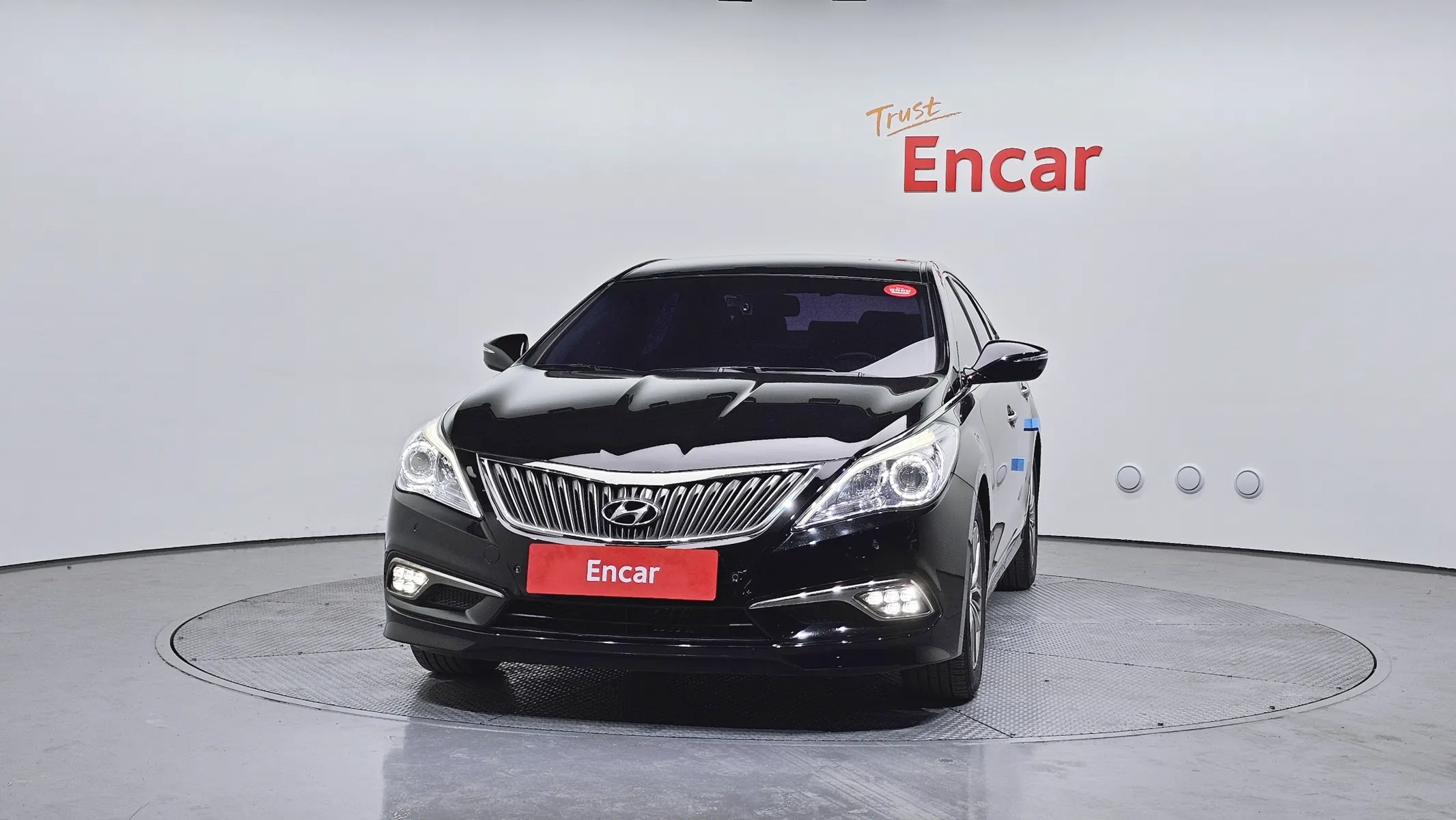 Hyundai Grandeur HG HG240 2015 2/5