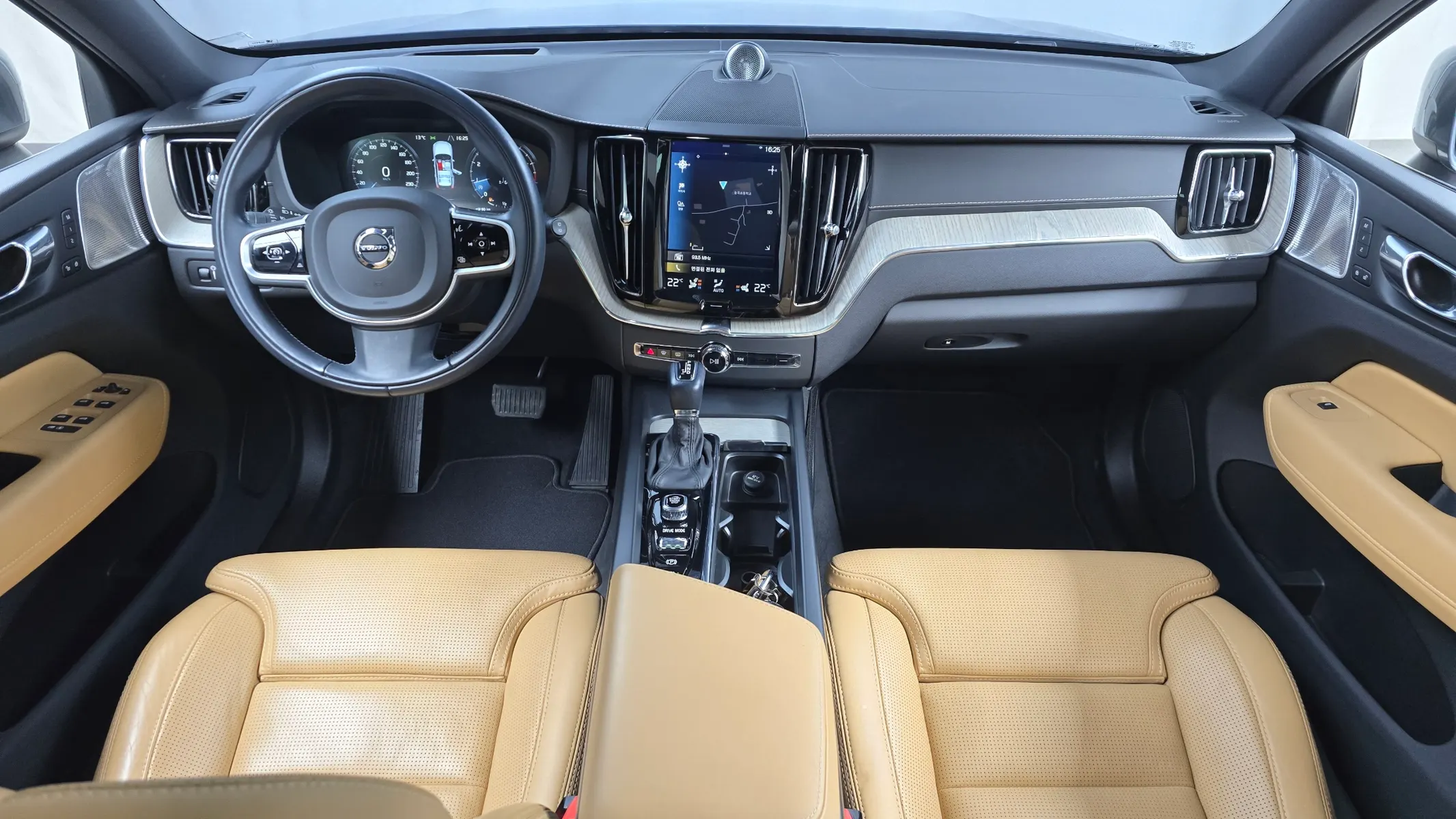 Volvo XC60 2 T6 2020 4/5