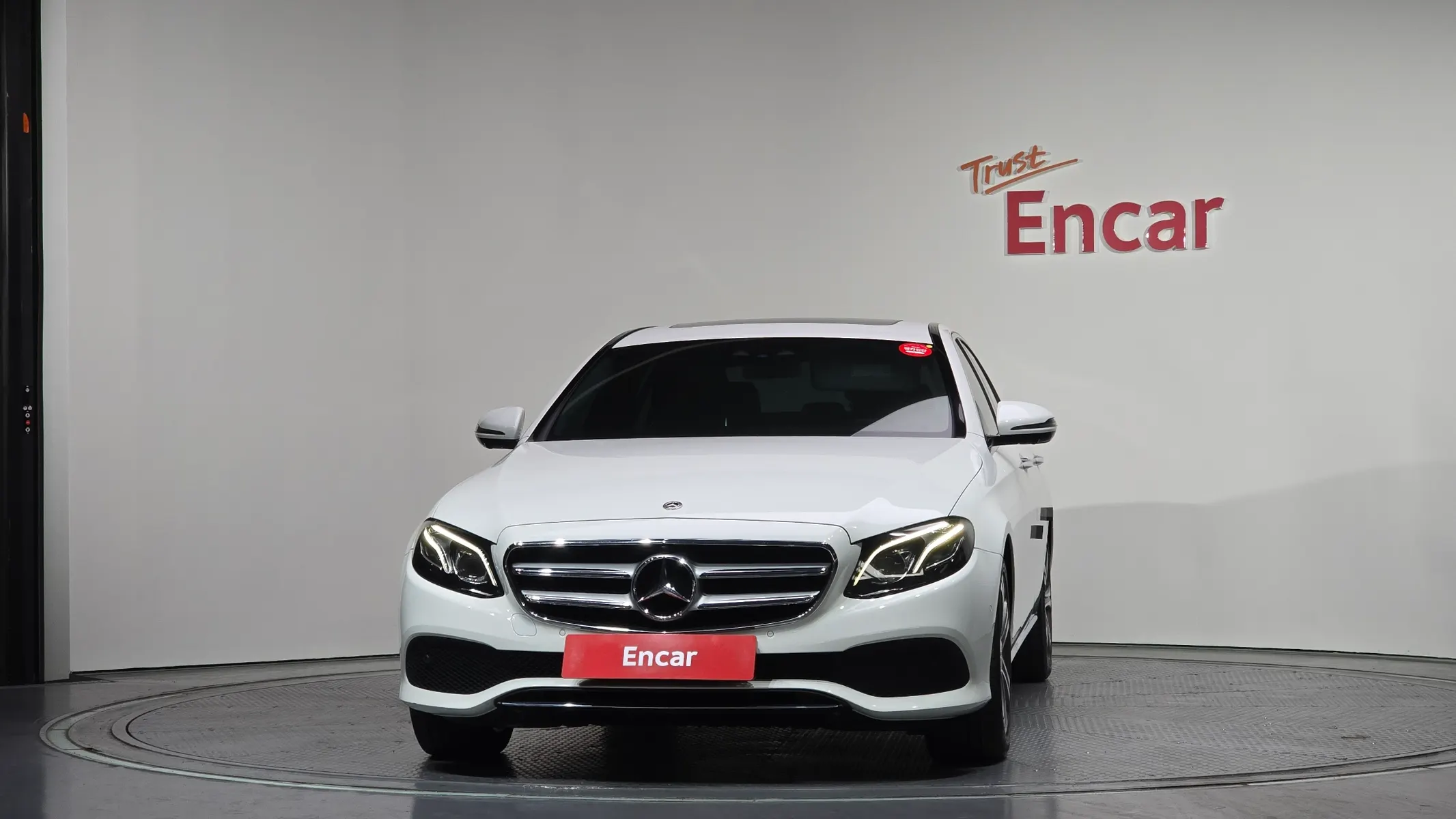 Mercedes-Benz E-Class W213 E300 4MATIC 2018 3/21