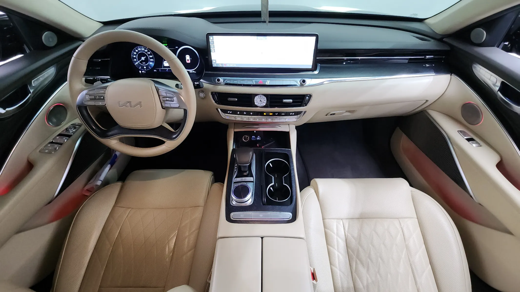 Kia K9 2 3.3 GDI AWD 2022 4/5