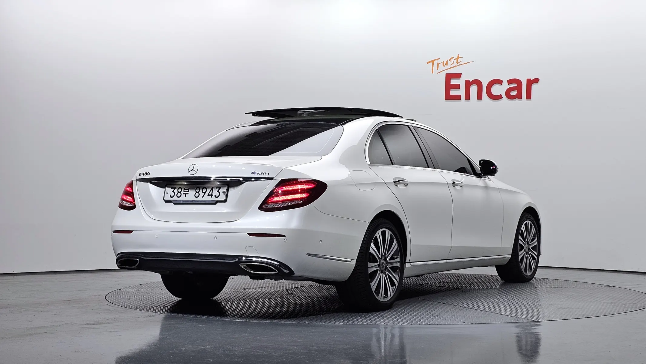 Mercedes-Benz E-Class W213 E400 4MATIC 2018 2/21