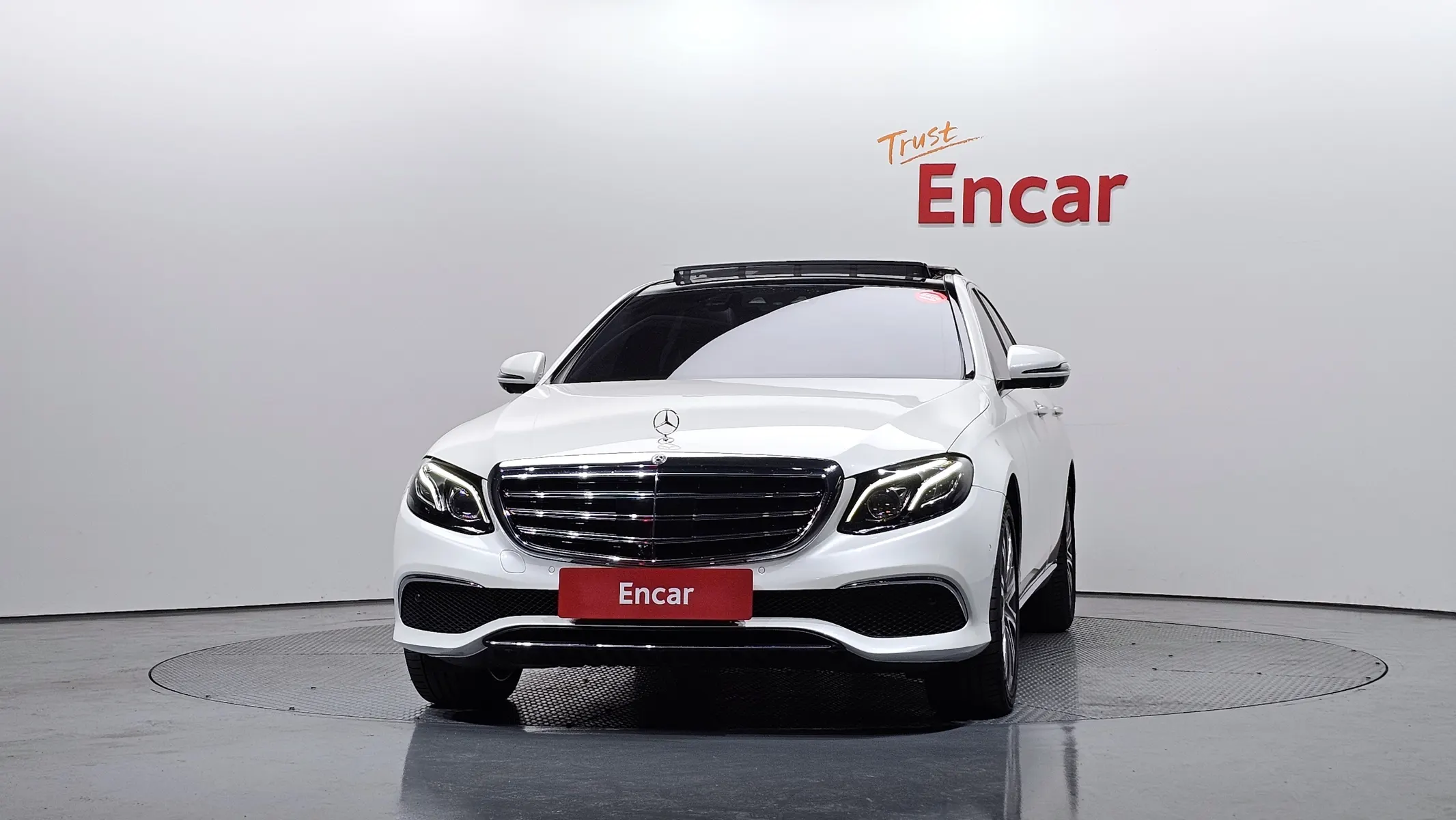 Mercedes-Benz E-Class W213 E400 4MATIC 2018 3/21