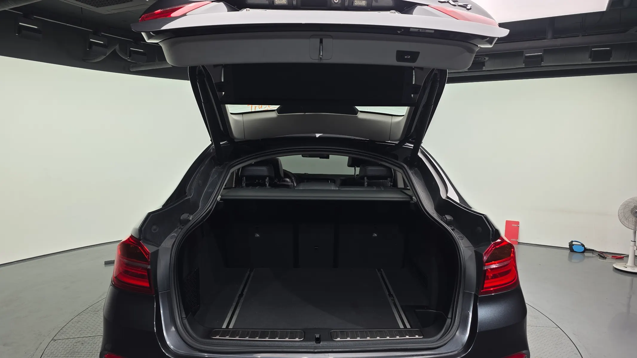 BMW X4 (F26) xDrive20d 2015 20/21