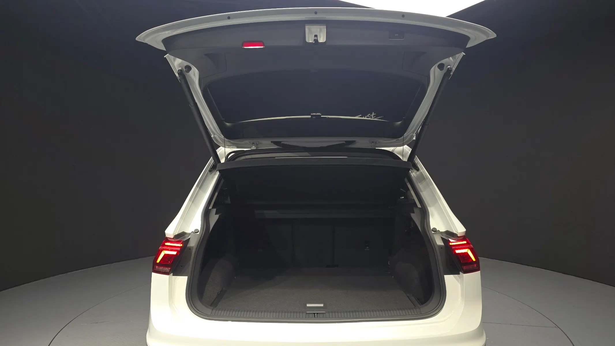 Volkswagen 2 2.0 TDI 4 2021 31/32