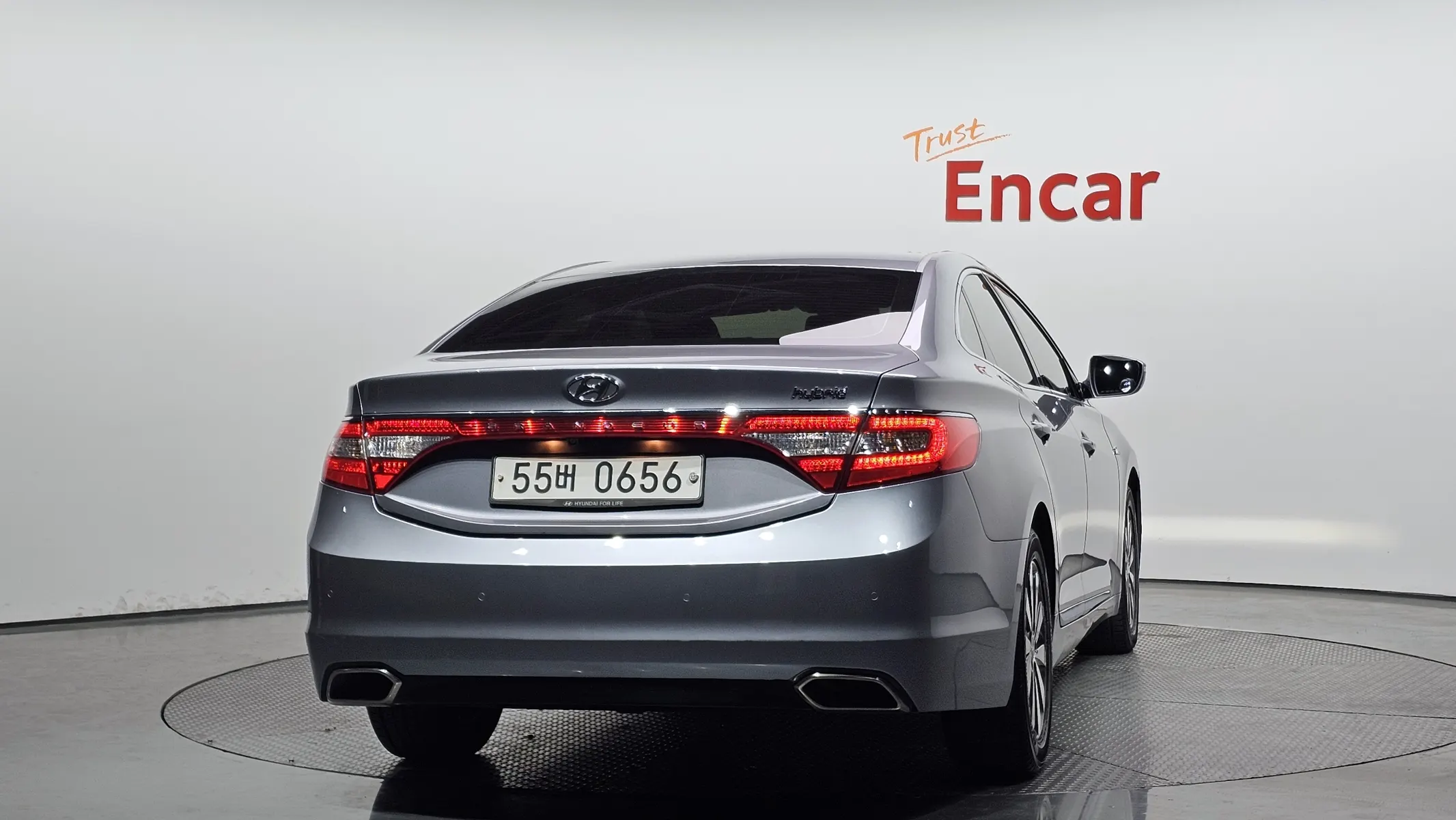 Hyundai HG 2016 3/5