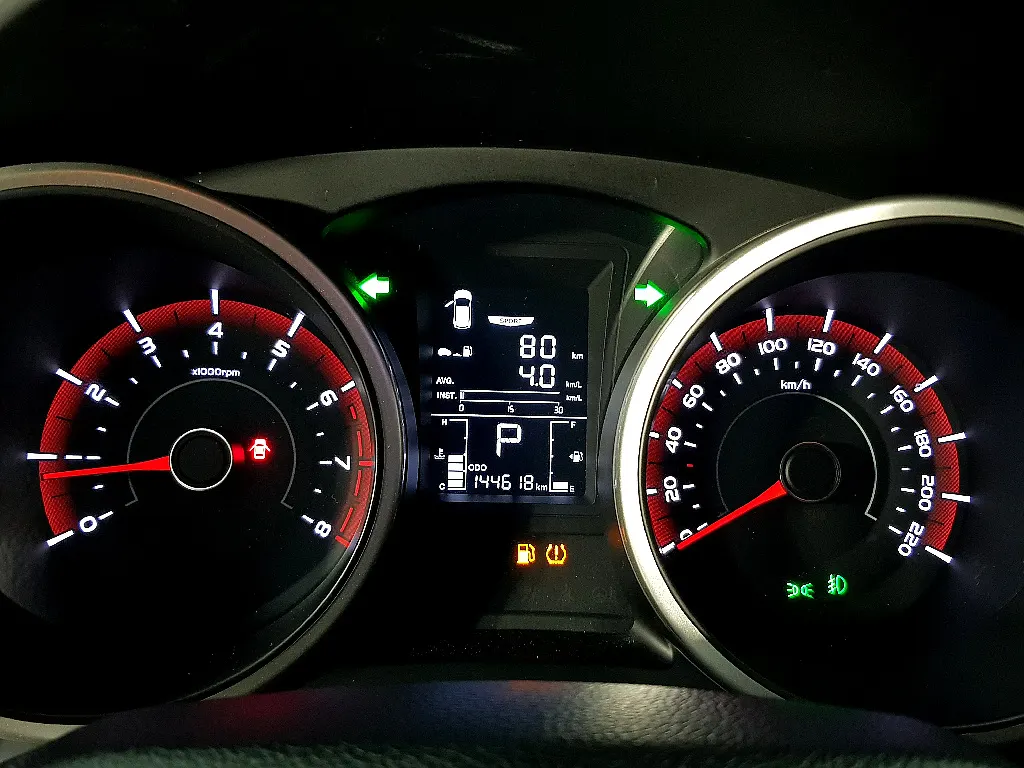 KG Mobility Tivoli TX 2WD 2015 4/5