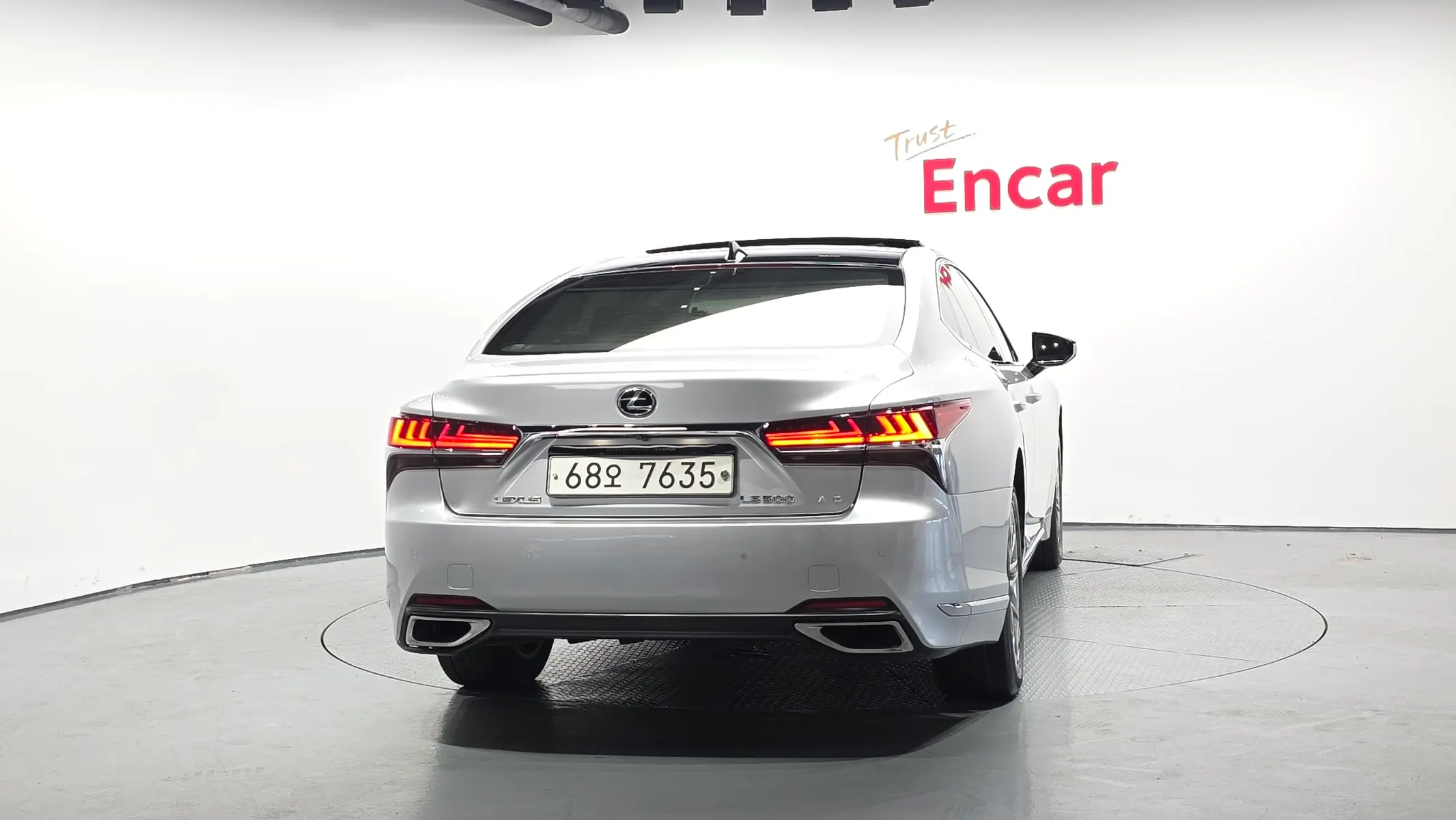 Lexus LS500 5 3.5 AWD 2018 3/5