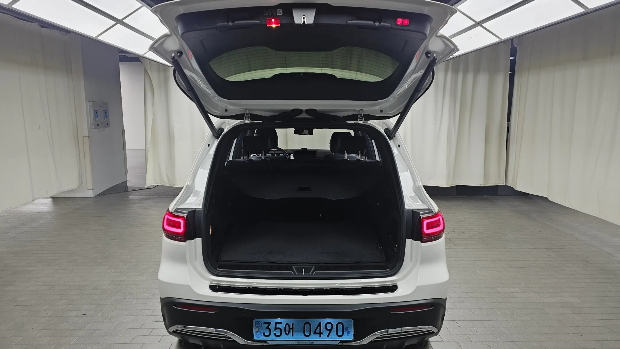 Mercedes-Benz EQB X243 EQB300 4MATIC AMG 2024 20/21