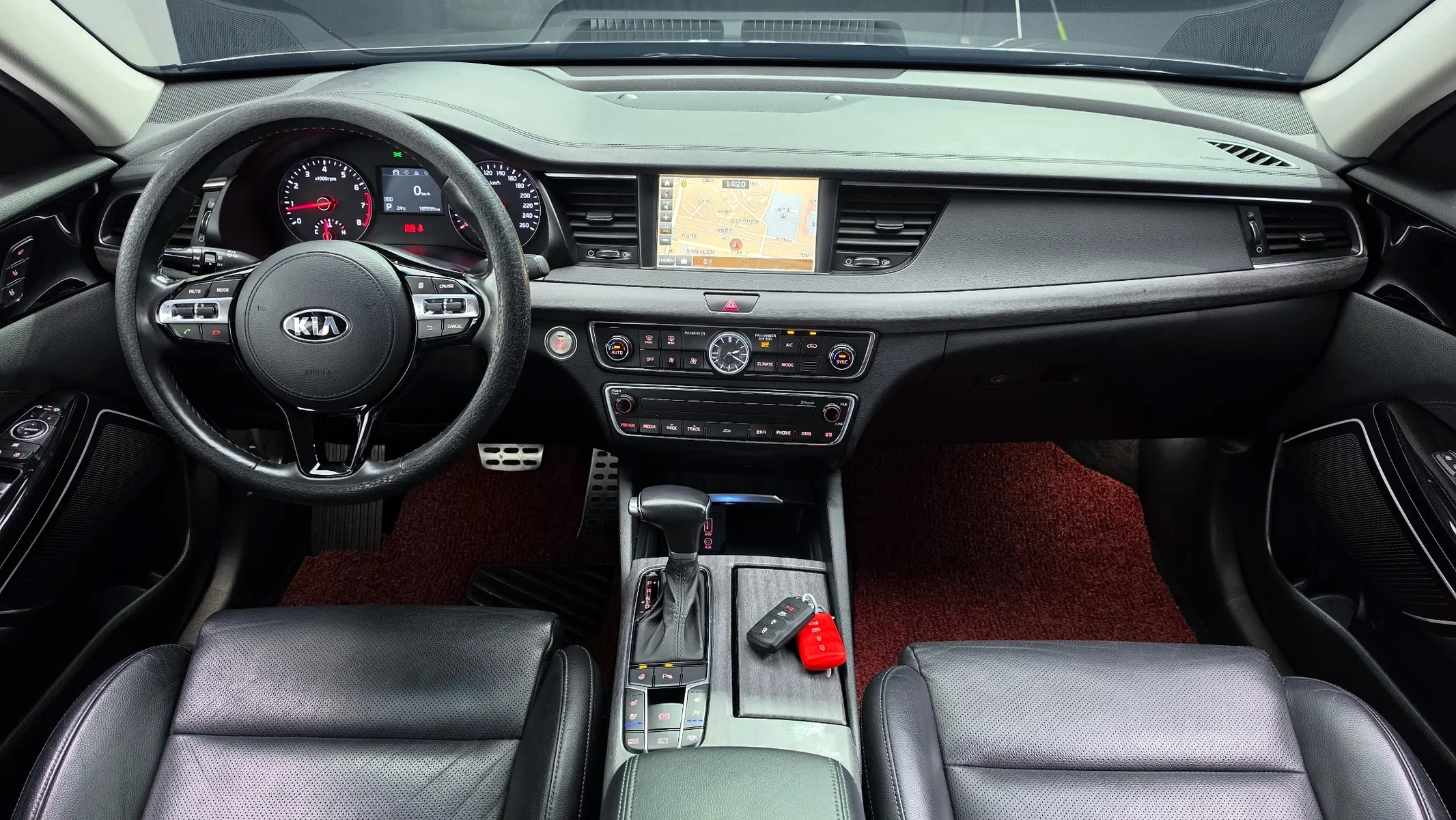 Kia K7 3.0 LPI () 2016 4/5