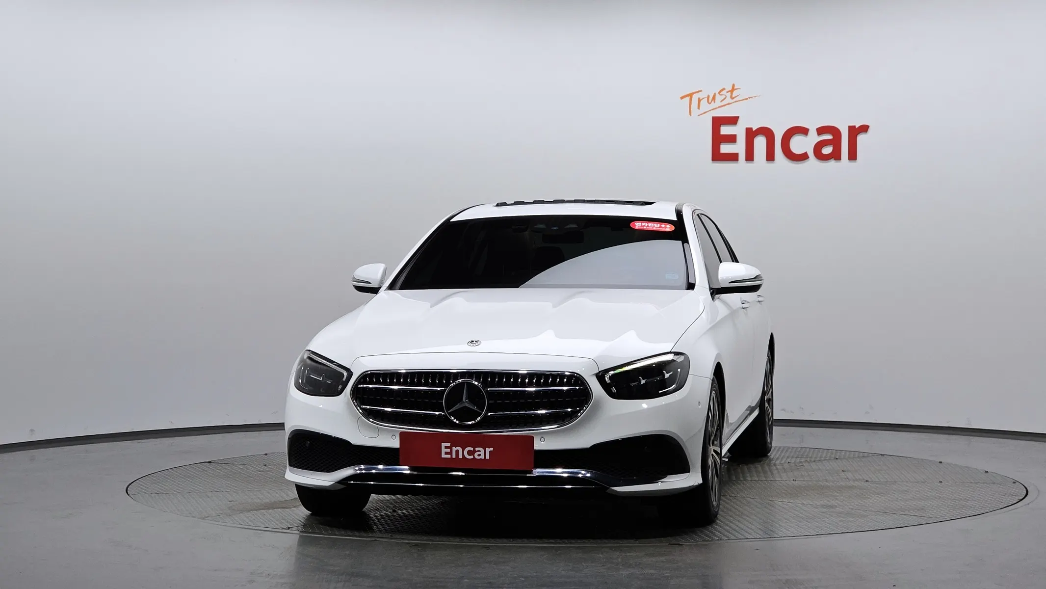 Mercedes-Benz E-Class W213 E250 2020 2/33