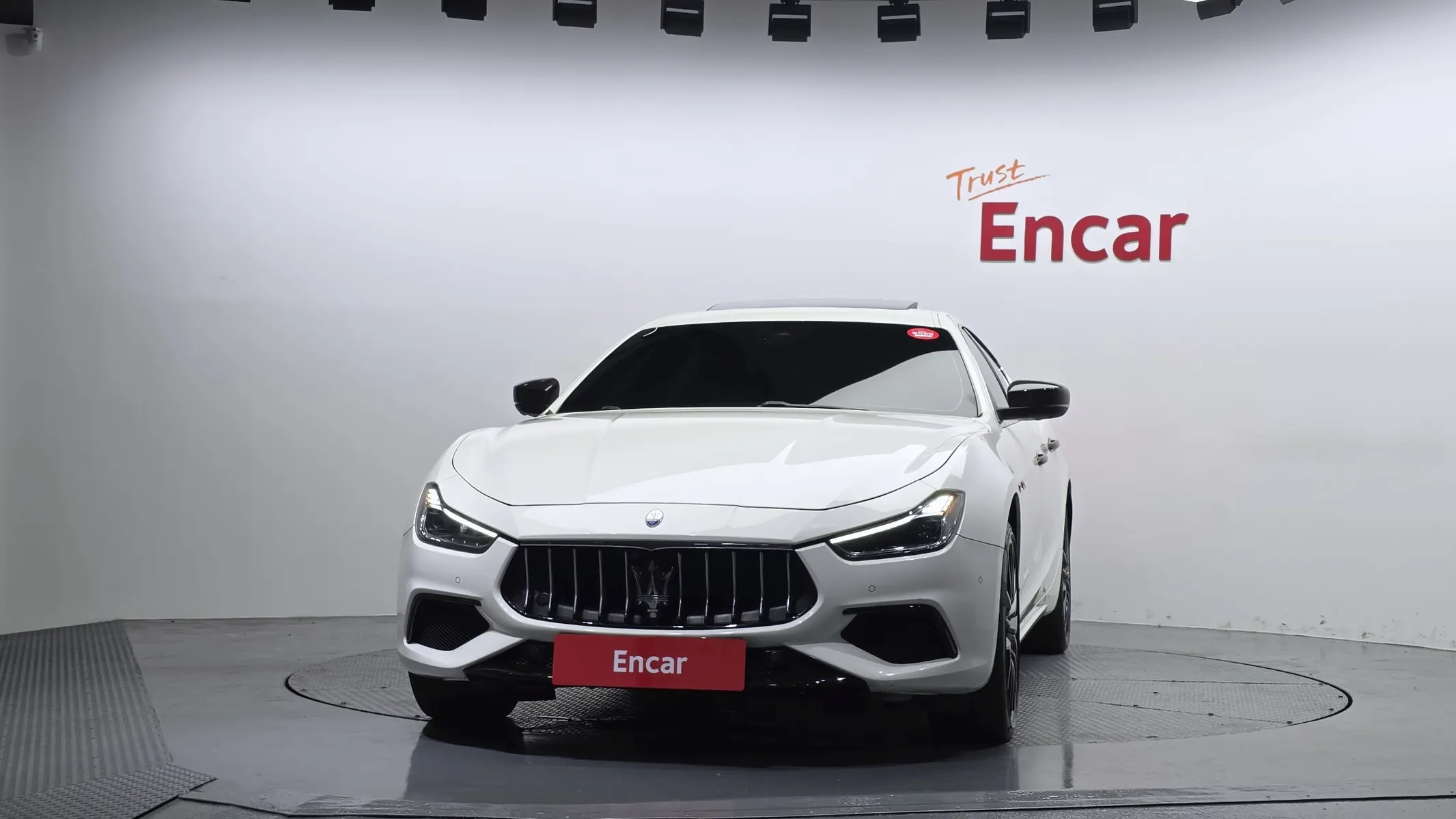 Maserati 기블리 3.0S Q4 2019 2/5