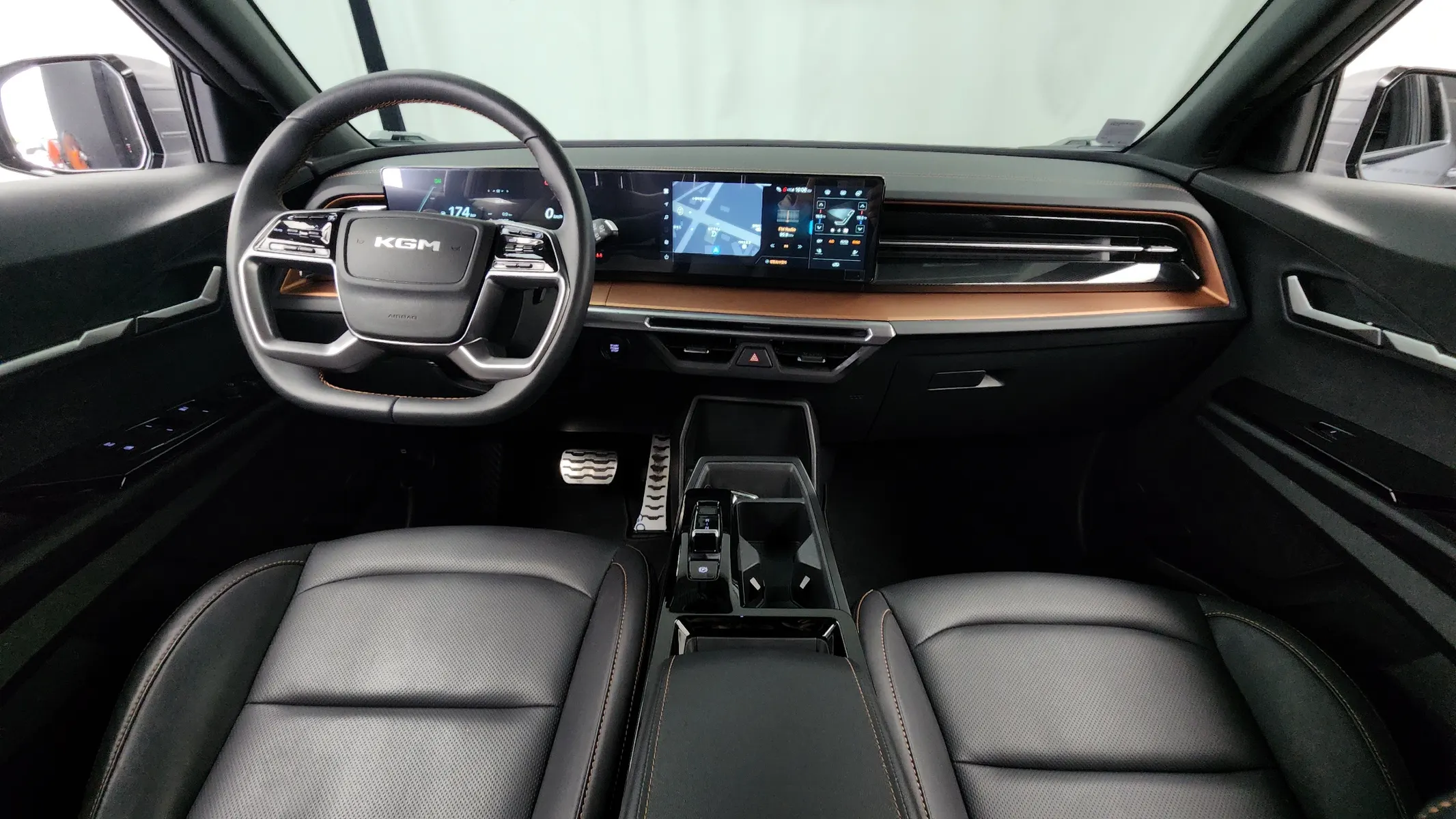 KG Mobility 토레스 HEV 1.5 2WD 2025 4/5