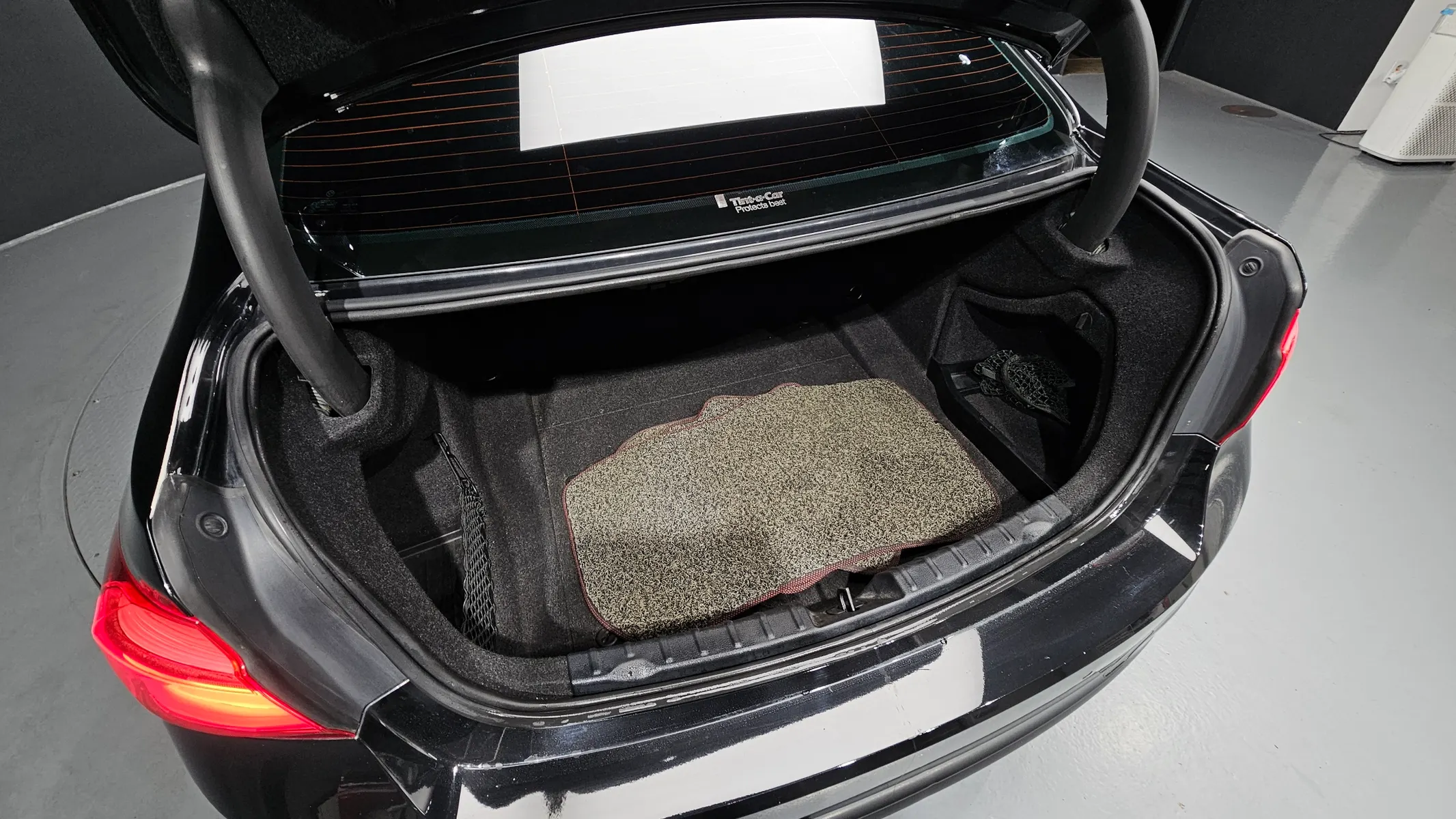 BMW 3 Series (F30) 320d 2017 20/21