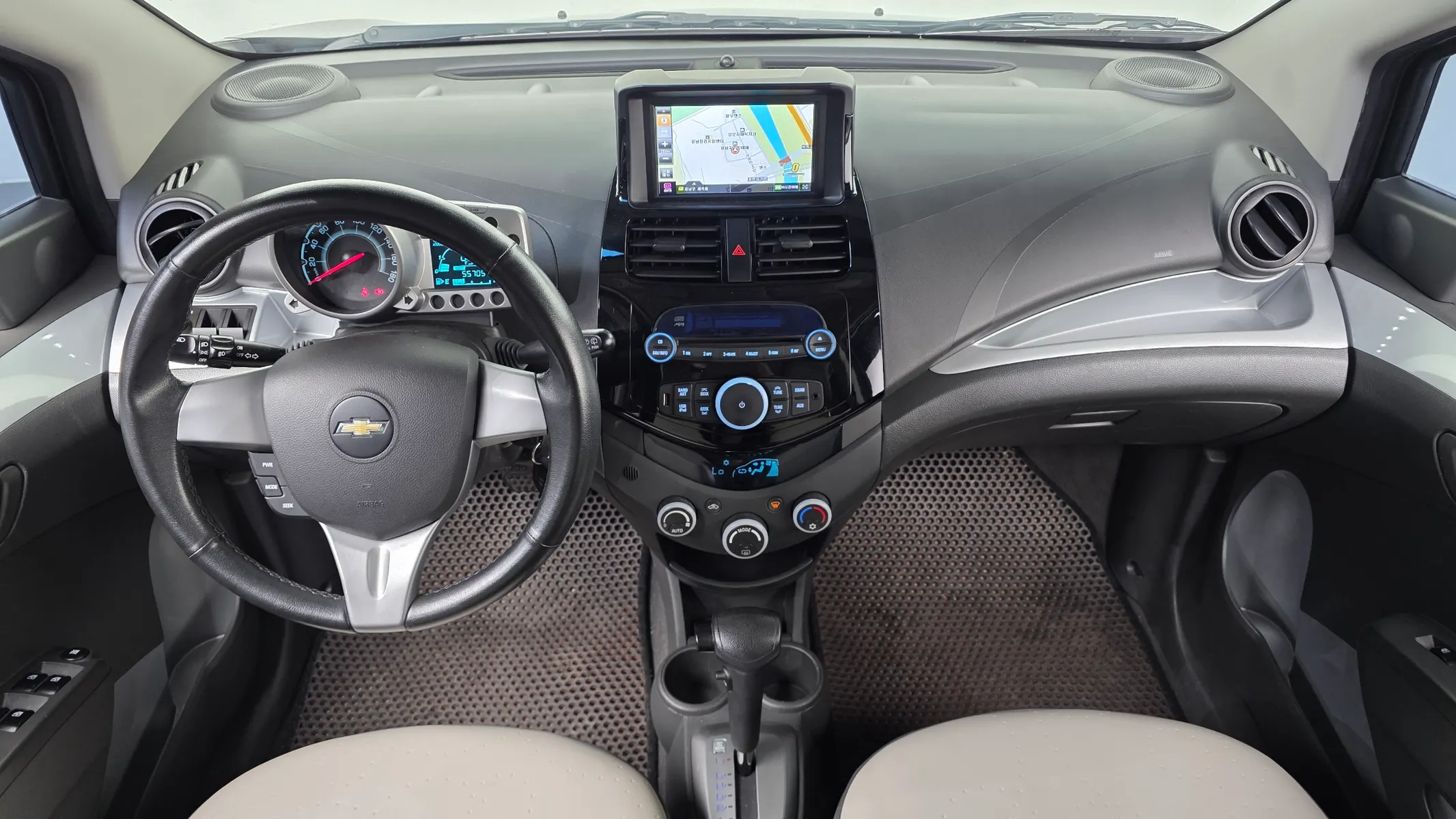 Chevrolet Spark LT 2011 4/5