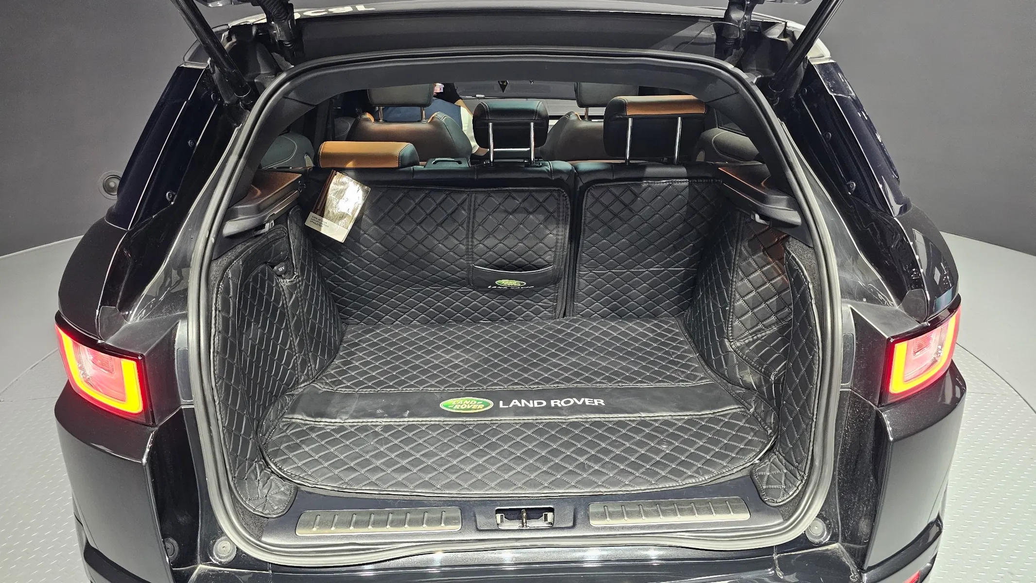 Land Rover 레인지로버 이보크 2.0 TD4 HSE 2018 38/39