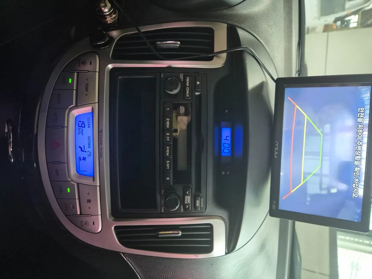 Hyundai 아반떼 하이브리드 HDeII 2013 4/5