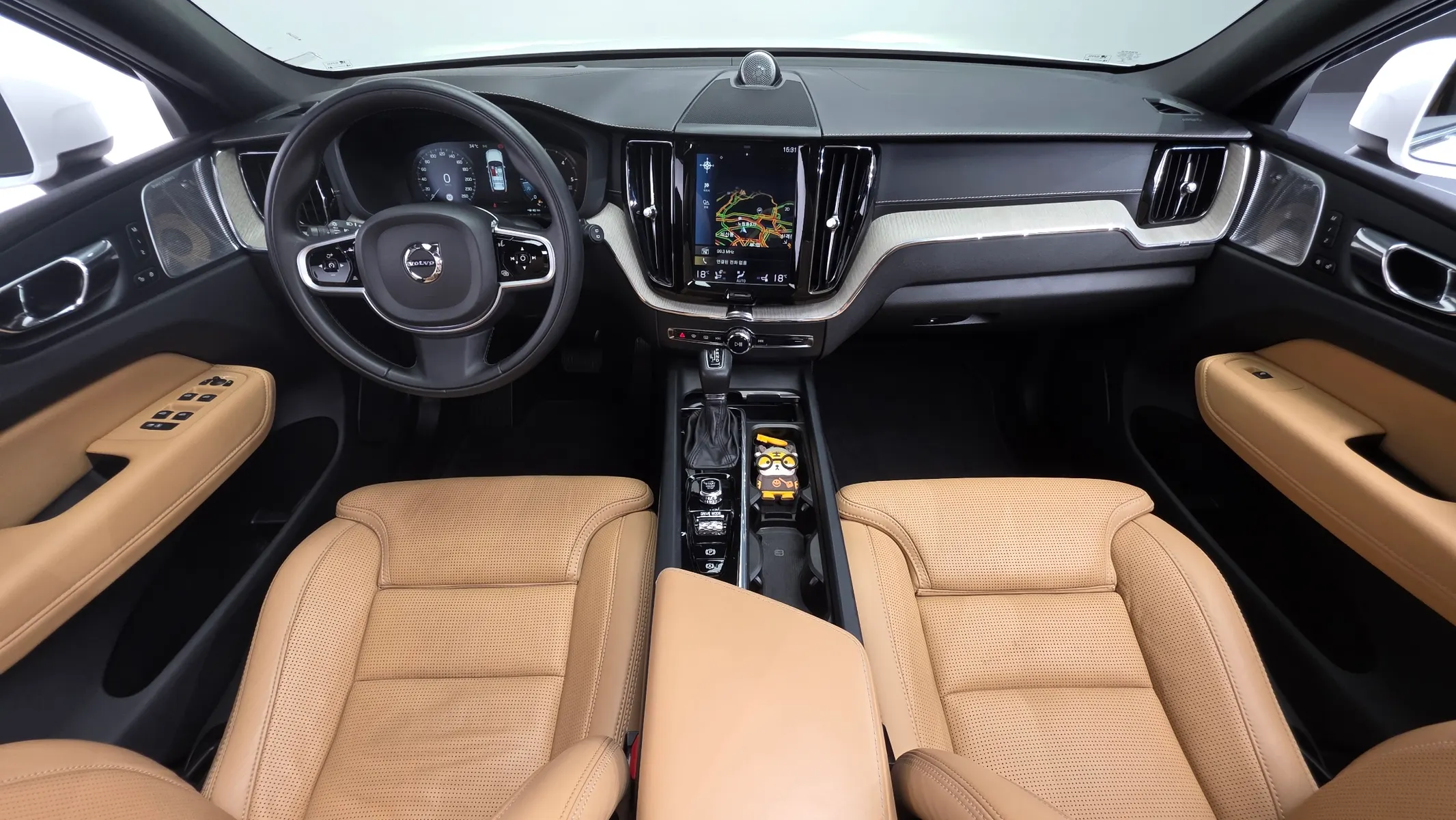 Volvo XC60 2 D5 2018 4/5