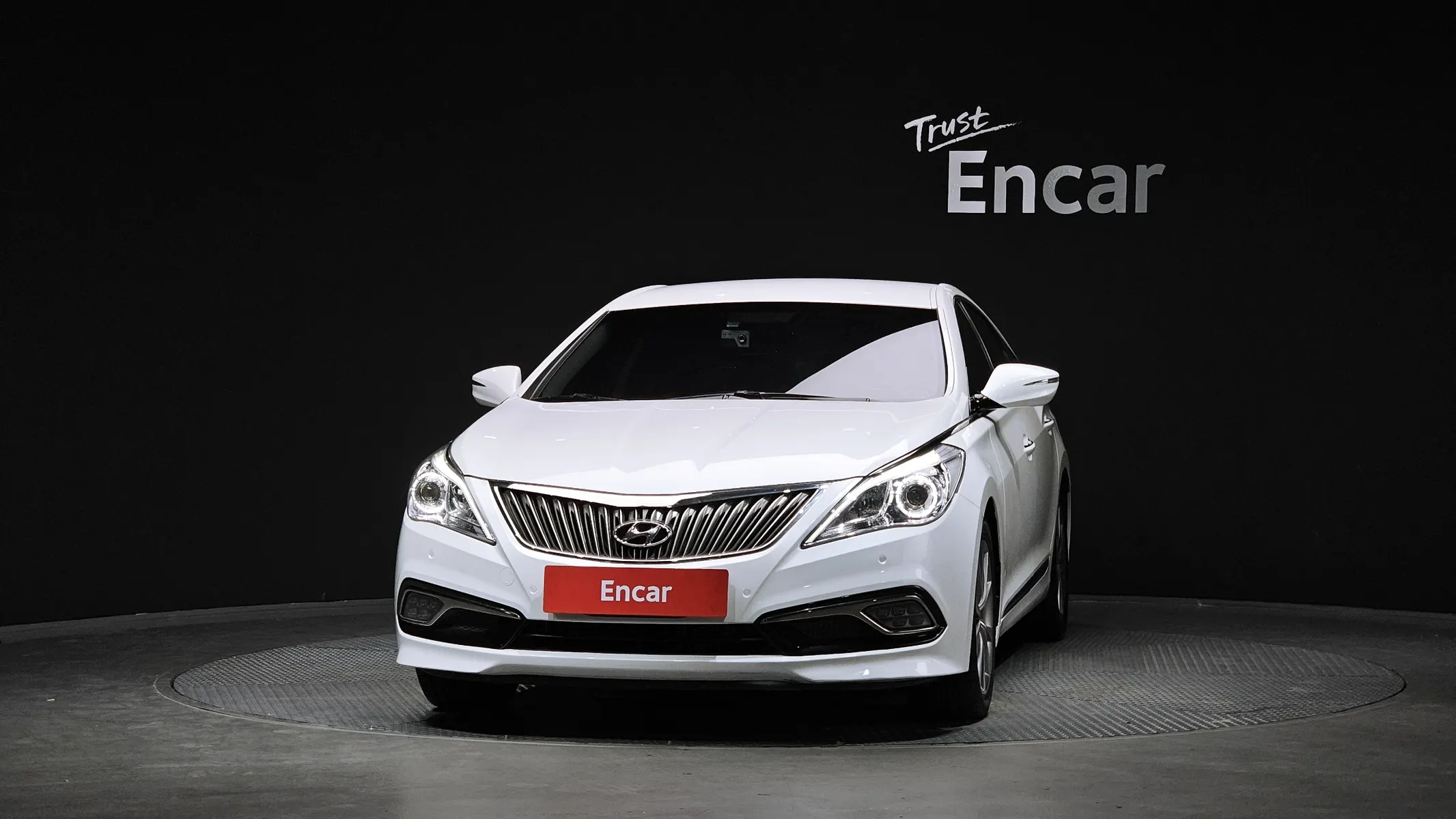 Hyundai Grandeur HG HG300 2015 2/5