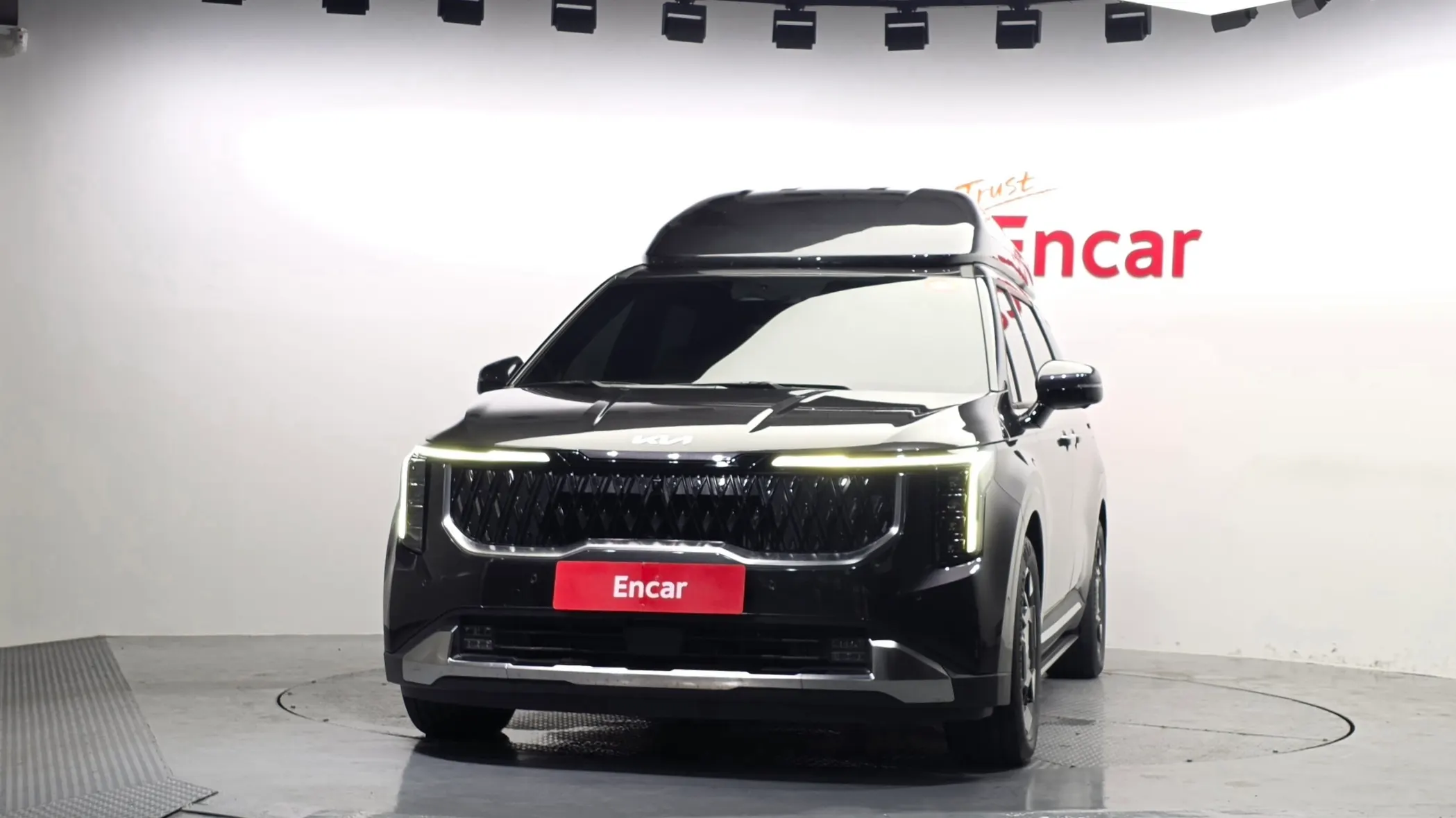 Kia 4 HEV 9 () 2025 2/5