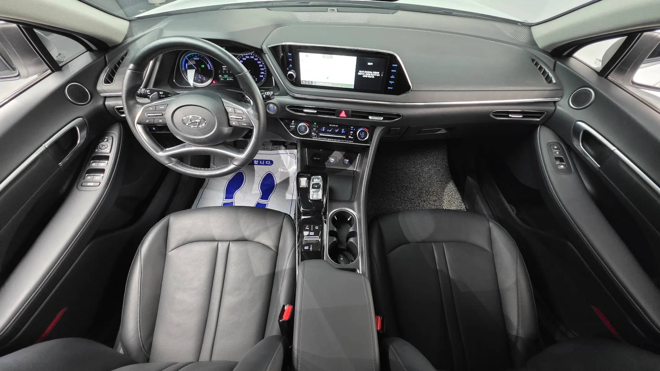 Hyundai (DN8) 2021 4/5