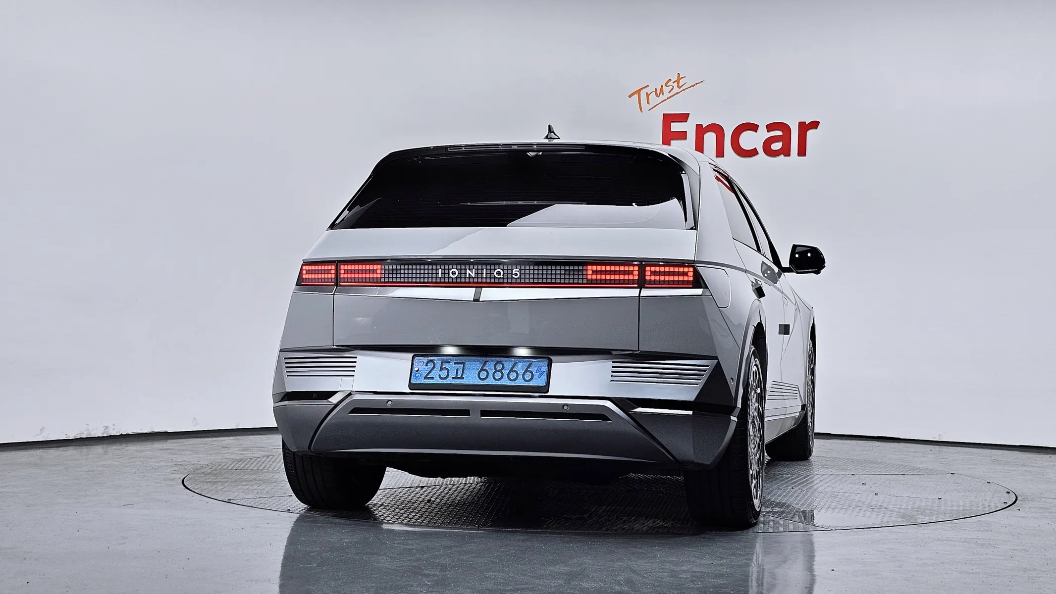 Hyundai Ioniq 5 2021 3/5