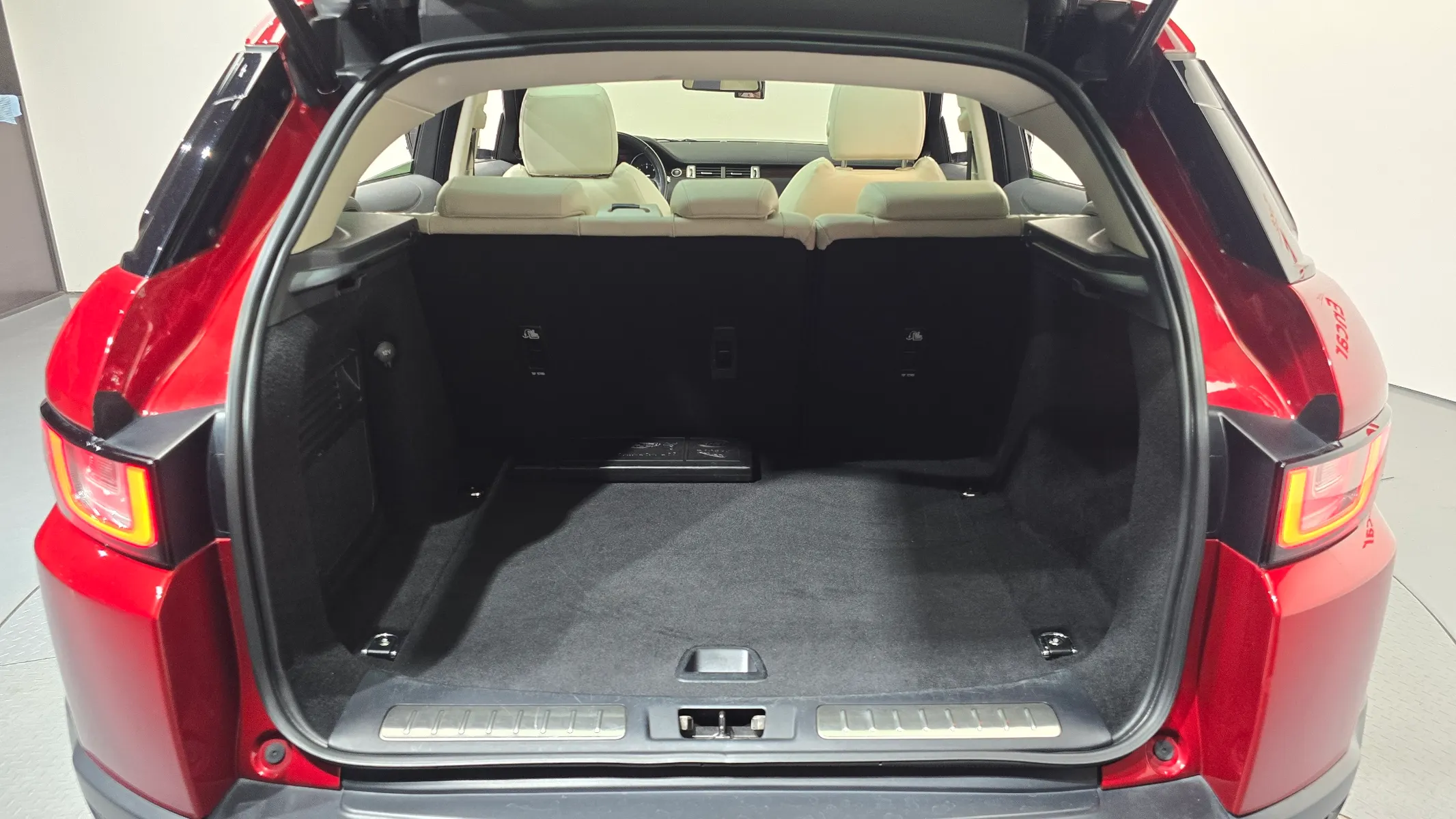 Land Rover 레인지로버 이보크 2.0 TD4 HSE 2016 31/32