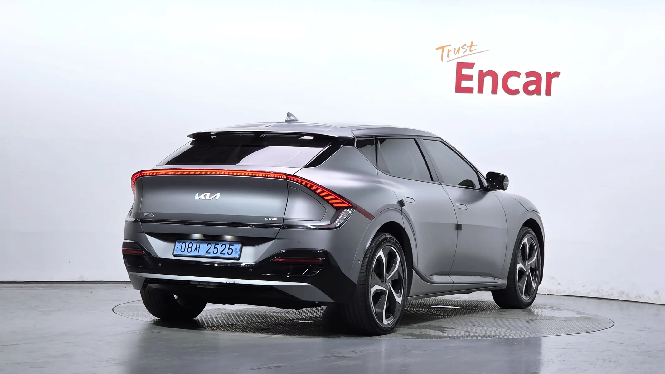 Kia EV6 4WD 2022 2/36