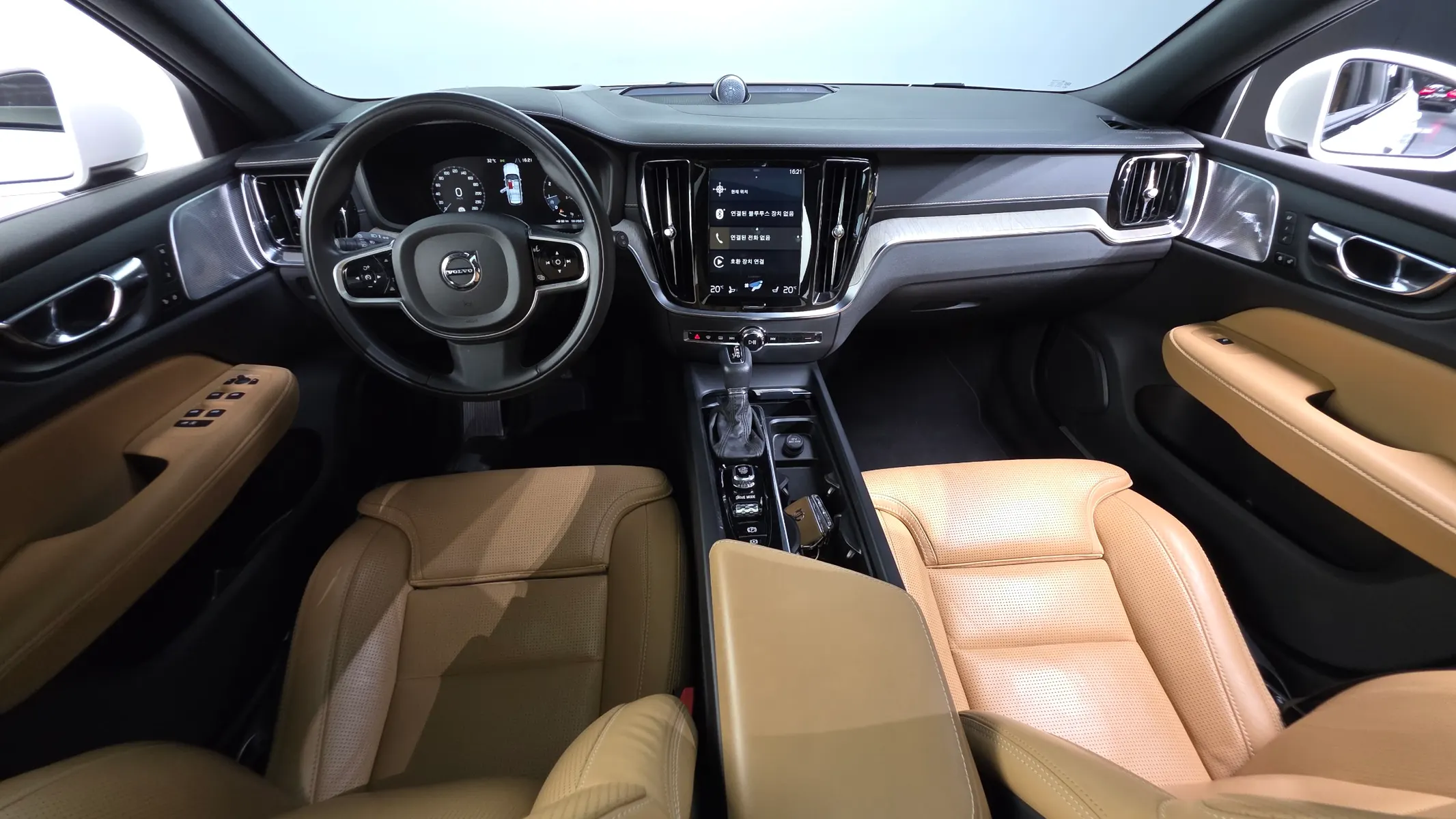 Volvo V60 2 T5 AWD 2019 4/5