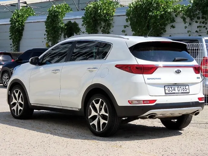 Kia 4 2.0 2WD 2016 2/21