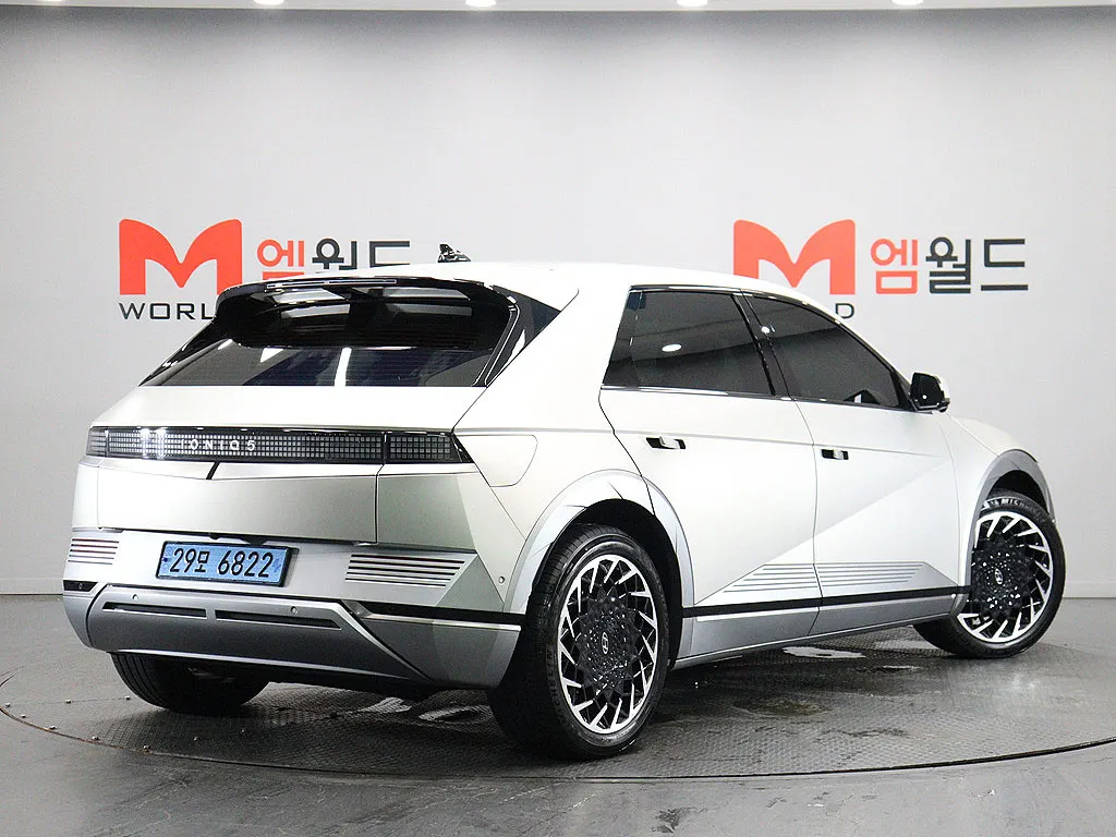 Hyundai Ioniq 5 2021 3/5