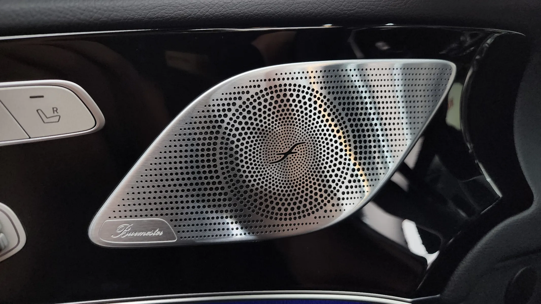 Mercedes-Benz AMG GT 4 43 4MATIC+ 2021 38/39