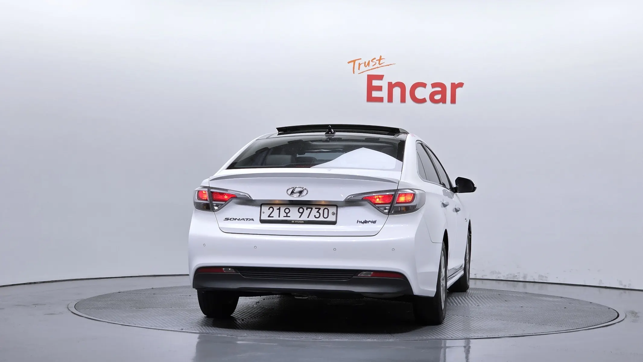 Hyundai LF 2.0 HEV 2015 3/5