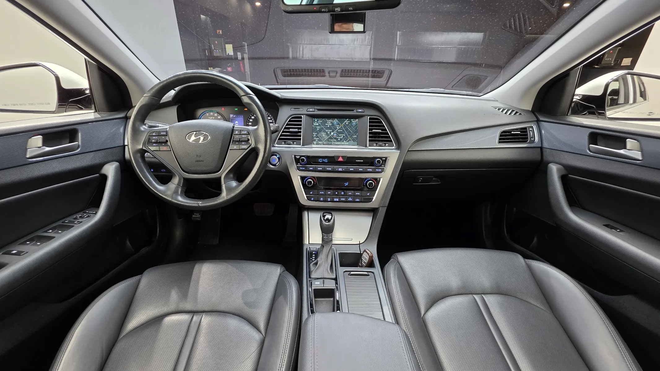 Hyundai LF 2.0 HEV 2015 4/5