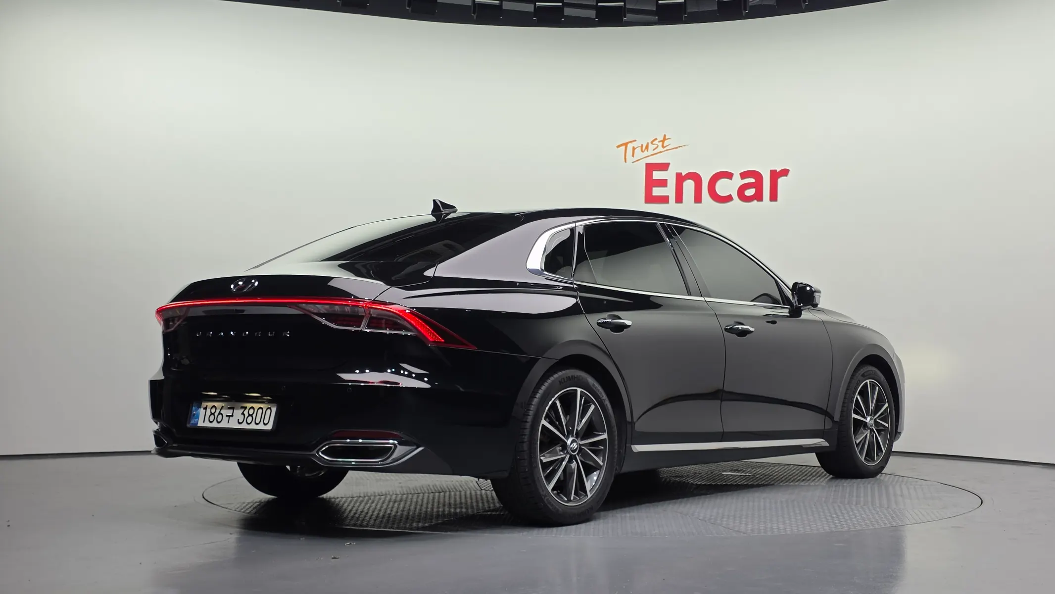 Hyundai IG 3.0 LPi 2022 2/33