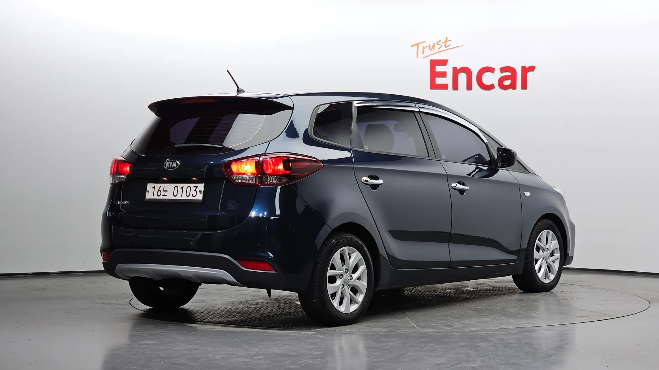 Kia 카렌스 2.0 LPI 2016 2/32