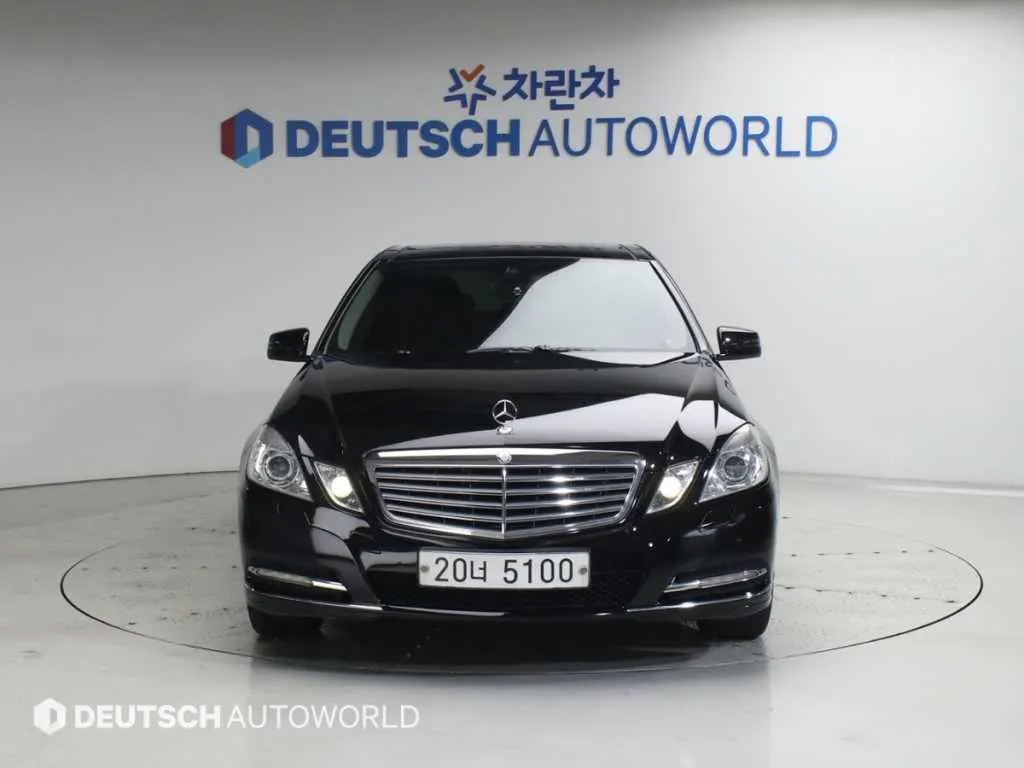 Mercedes-Benz E-Class W212 E300 2011 3/21