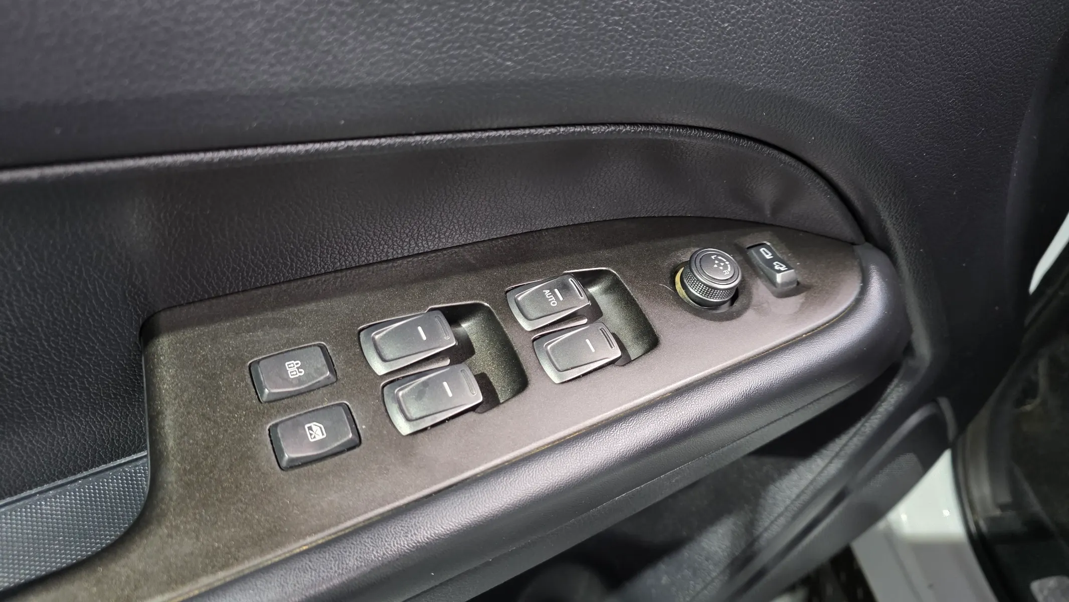 KG Mobility 렉스턴 스포츠 2.2 4WD 2018 33/34