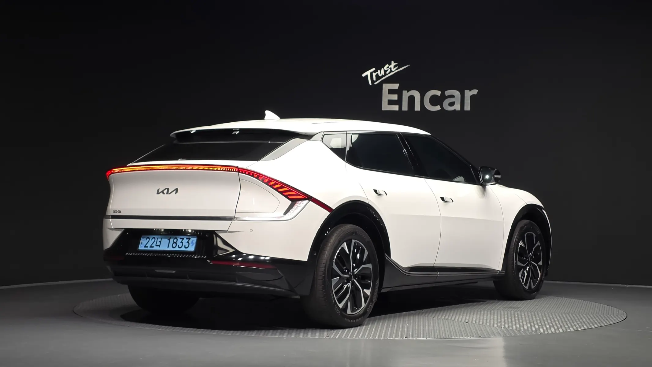 Kia EV6 2023 2/32