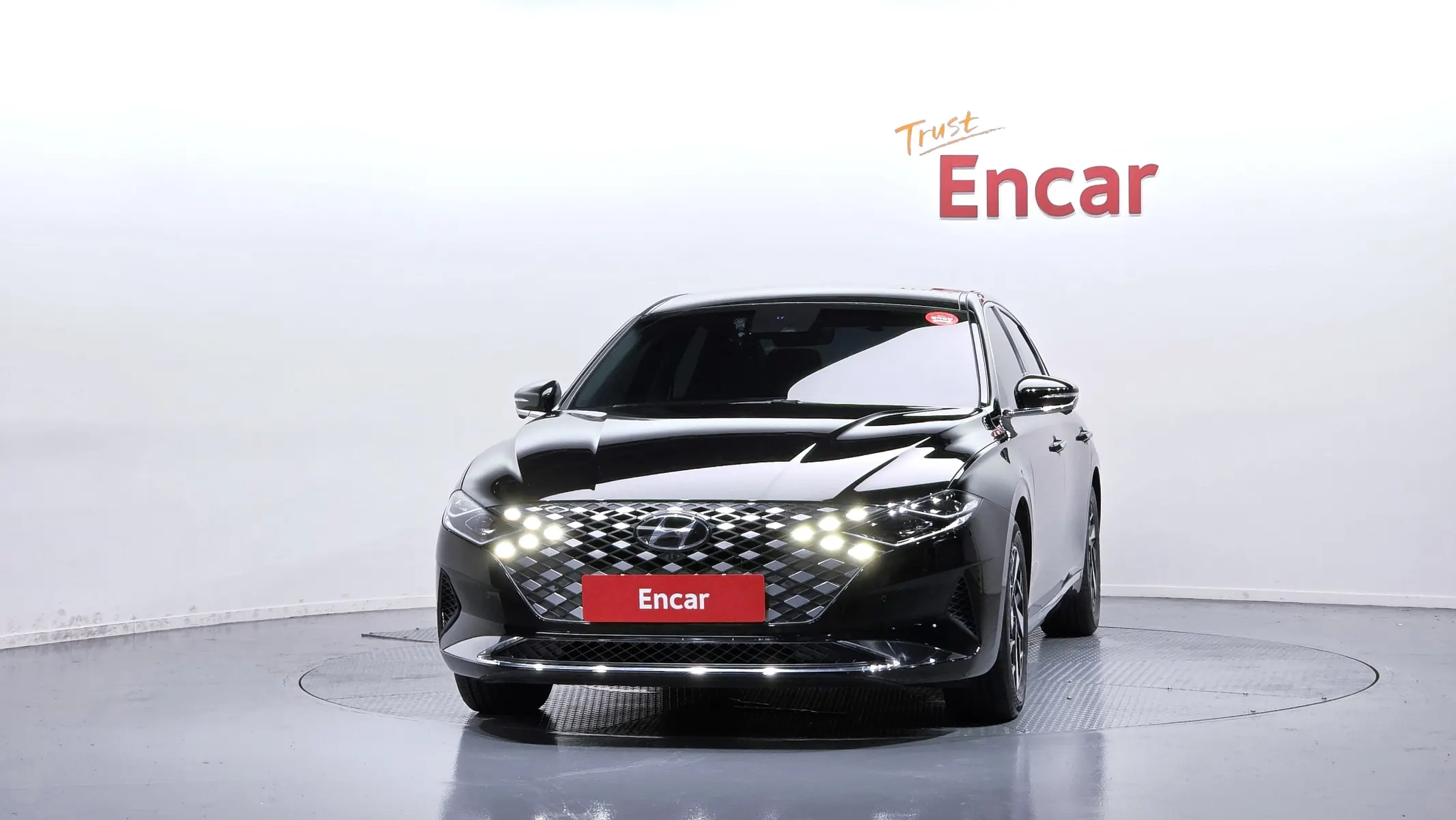 Hyundai IG 2022 3/36