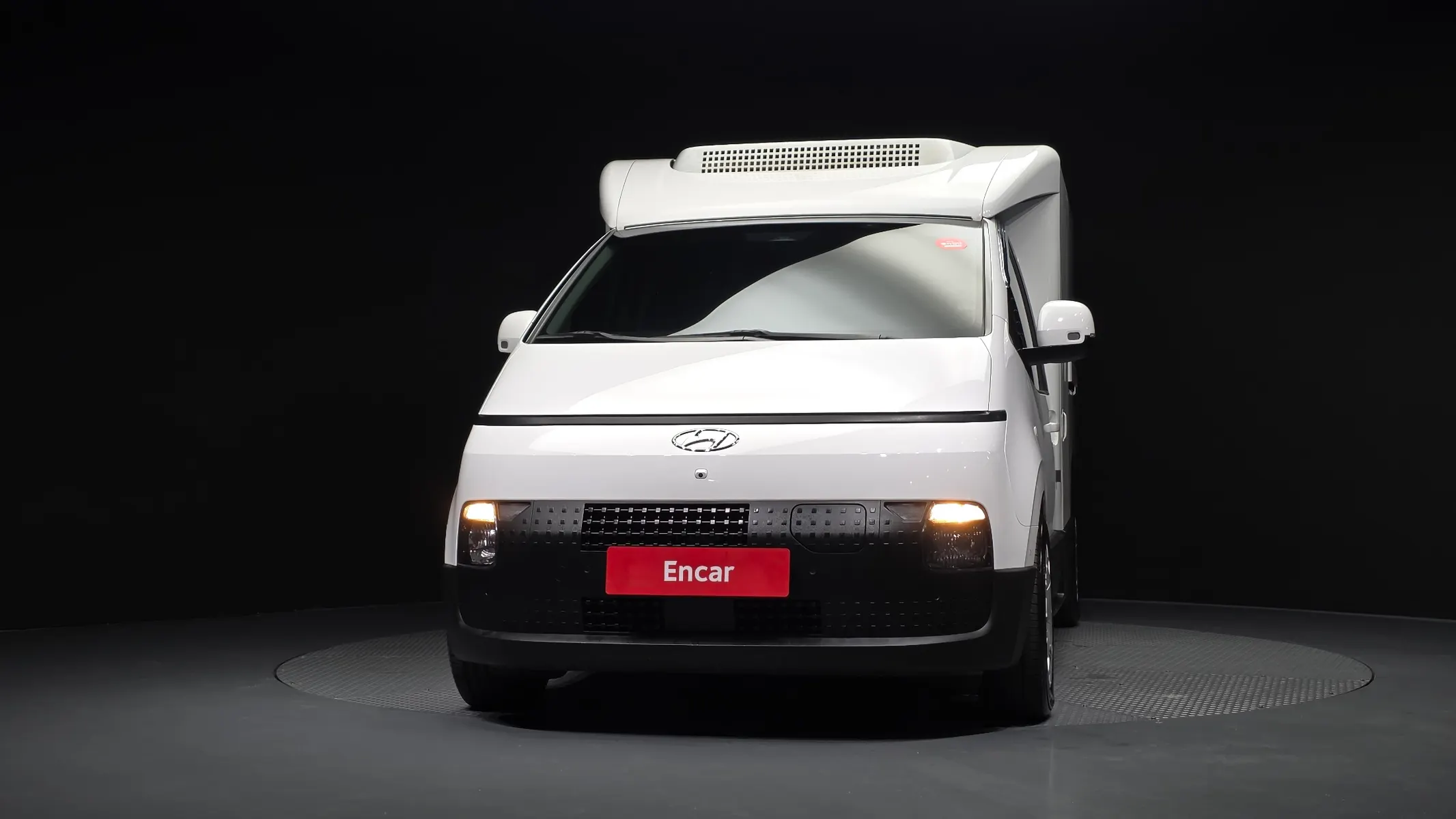 Hyundai ST1 2025 2/5