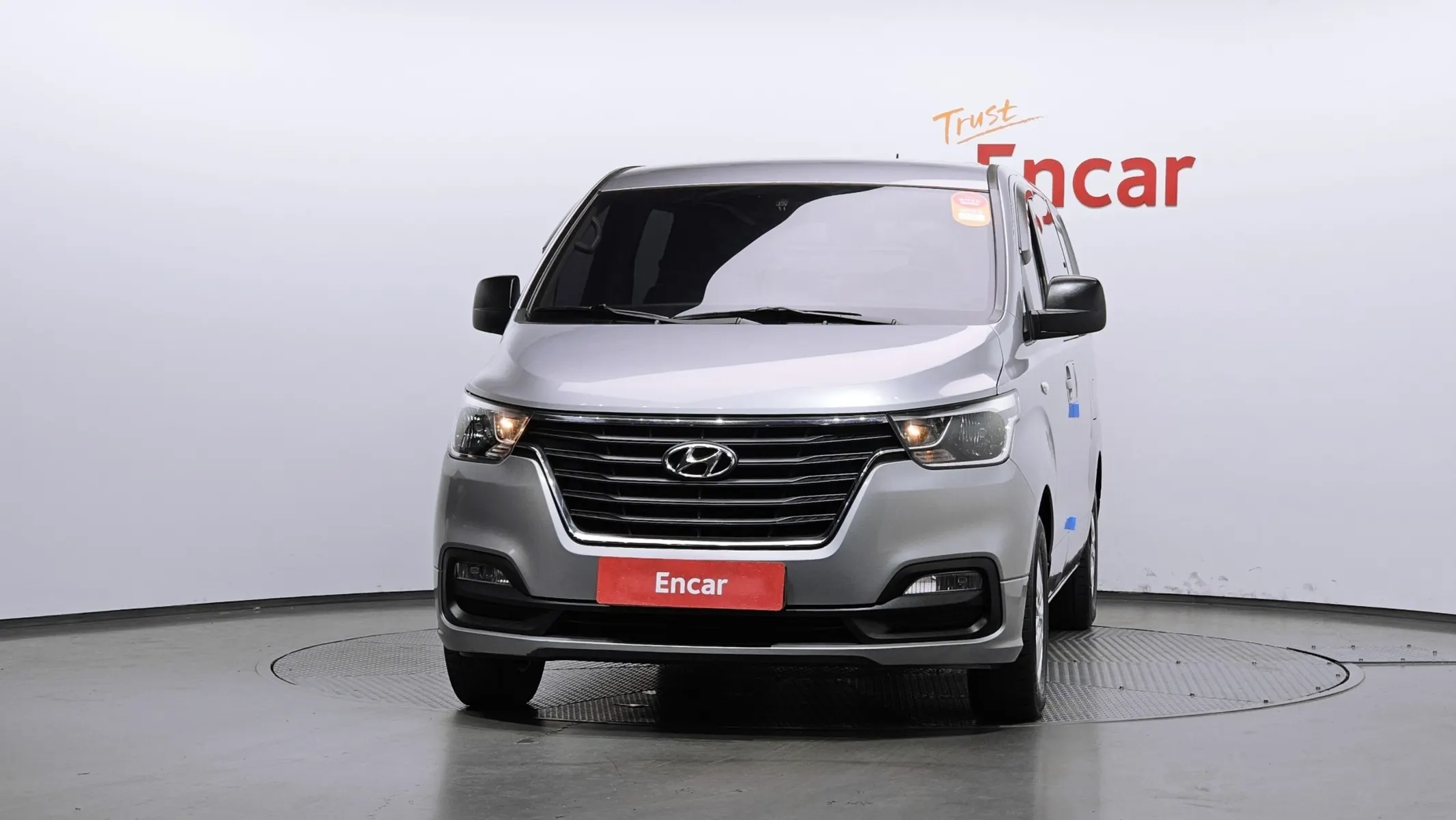 Hyundai 그랜드 스타렉스 5 2018 2/5