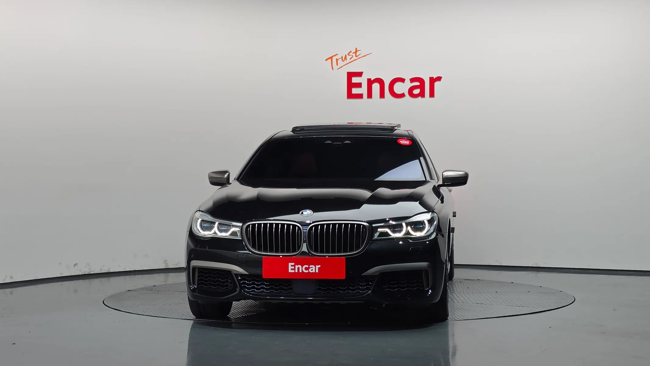 BMW 7 Series (G11) M760Li xDrive 2017 3/44