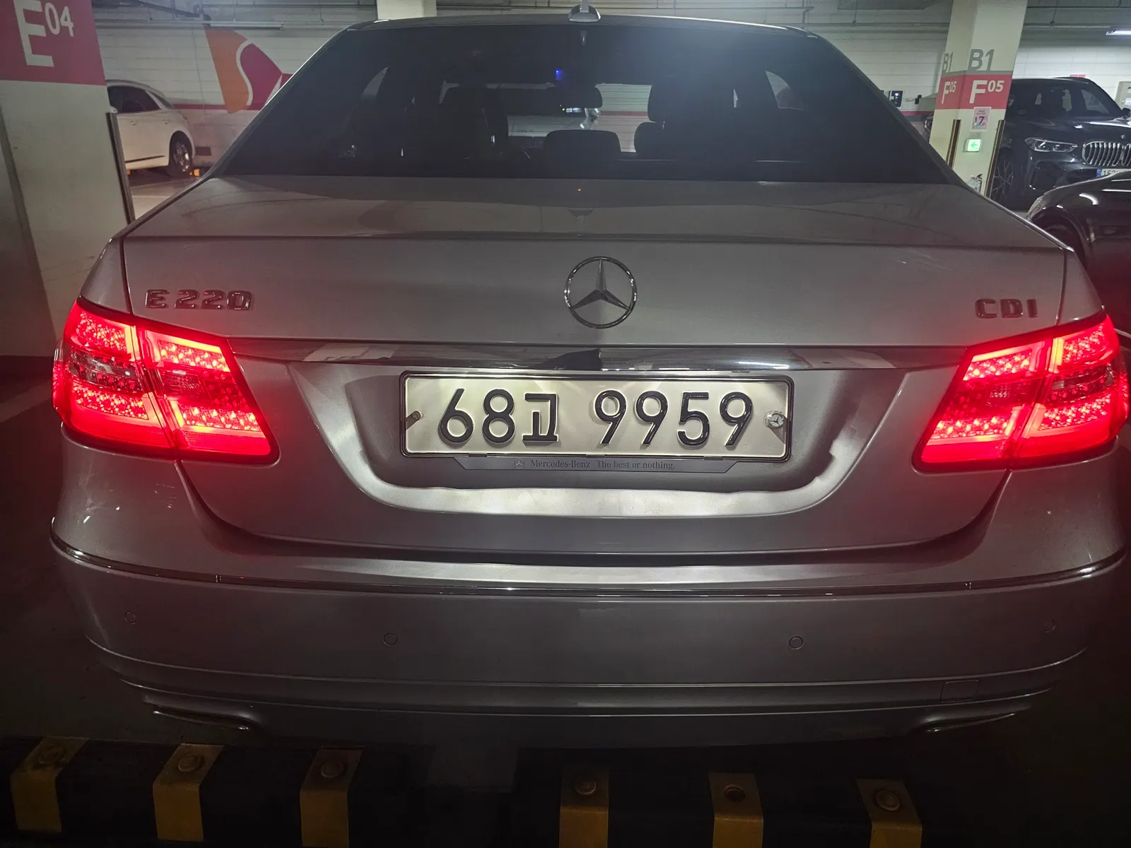 Mercedes-Benz E-Class W212 E220 CDI 2012 2/21